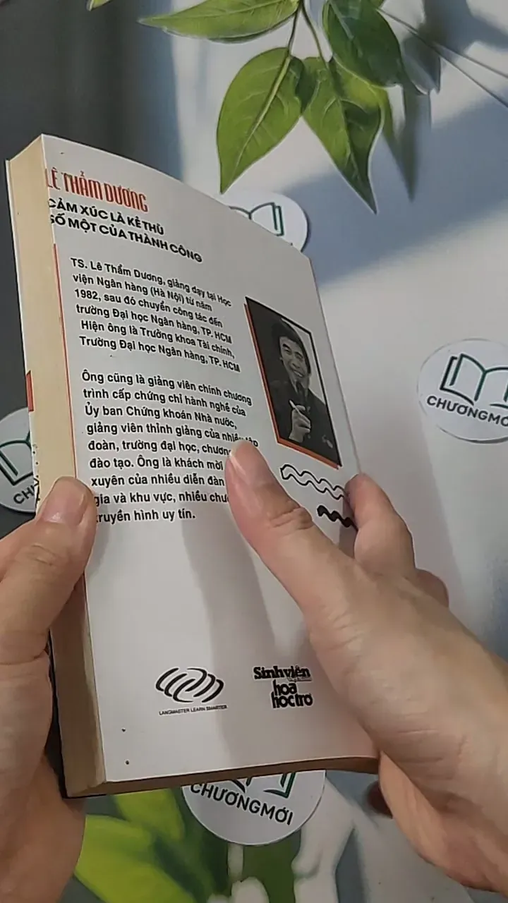 Cảm xúc là kẻ thù số một của thành công - Lê Thẩm Dương 688523