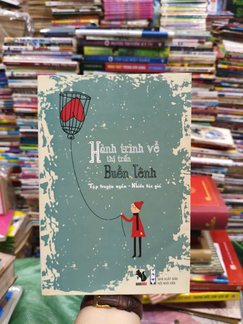 Hành Trình Về Thị Trấn Buồn Tênh by Nhiều Tác Giả - Sách Book Cover - Ngọc Hiển Books