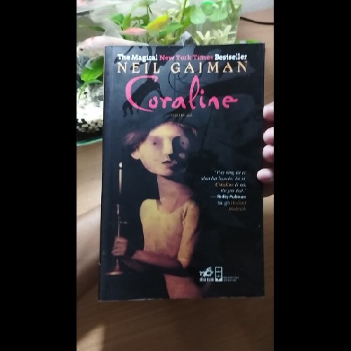 SÁCH: Coraline - Neil Gaiman 19918