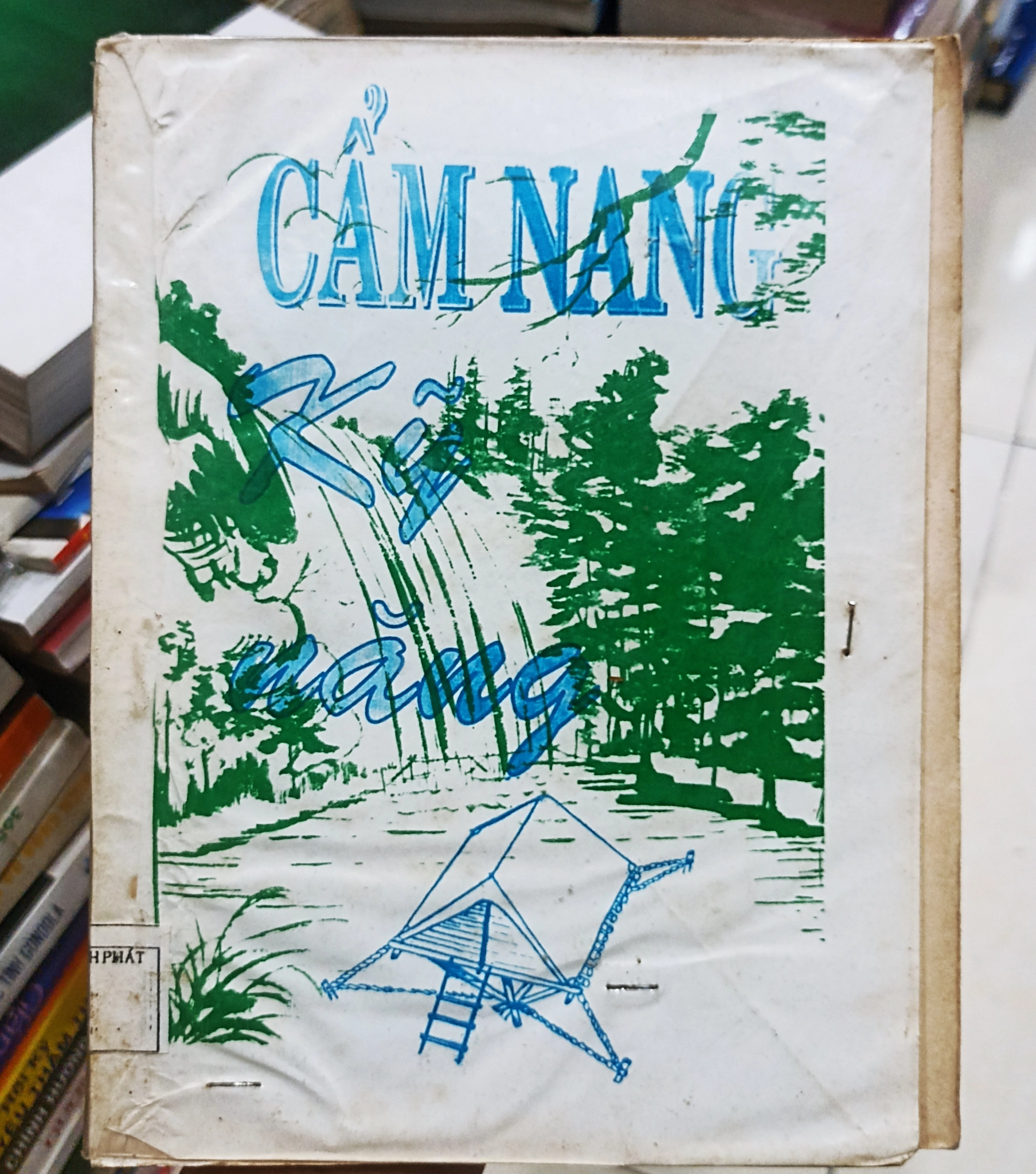 Cẩm nang kỹ năng 🌻 by  - Sách Book Cover - Ngọc Hiển Books