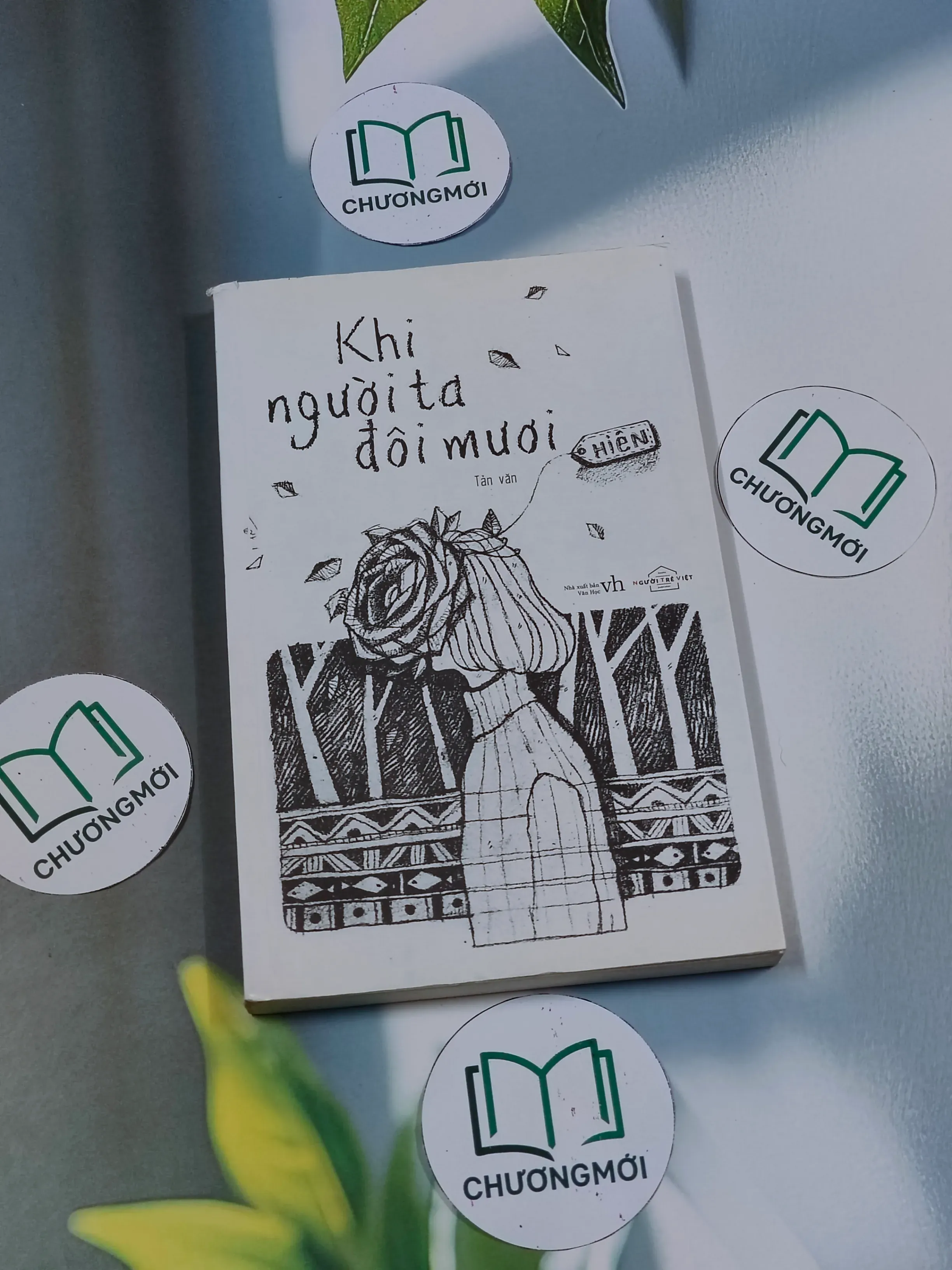 Khi người ta đôi mươi - Hiên