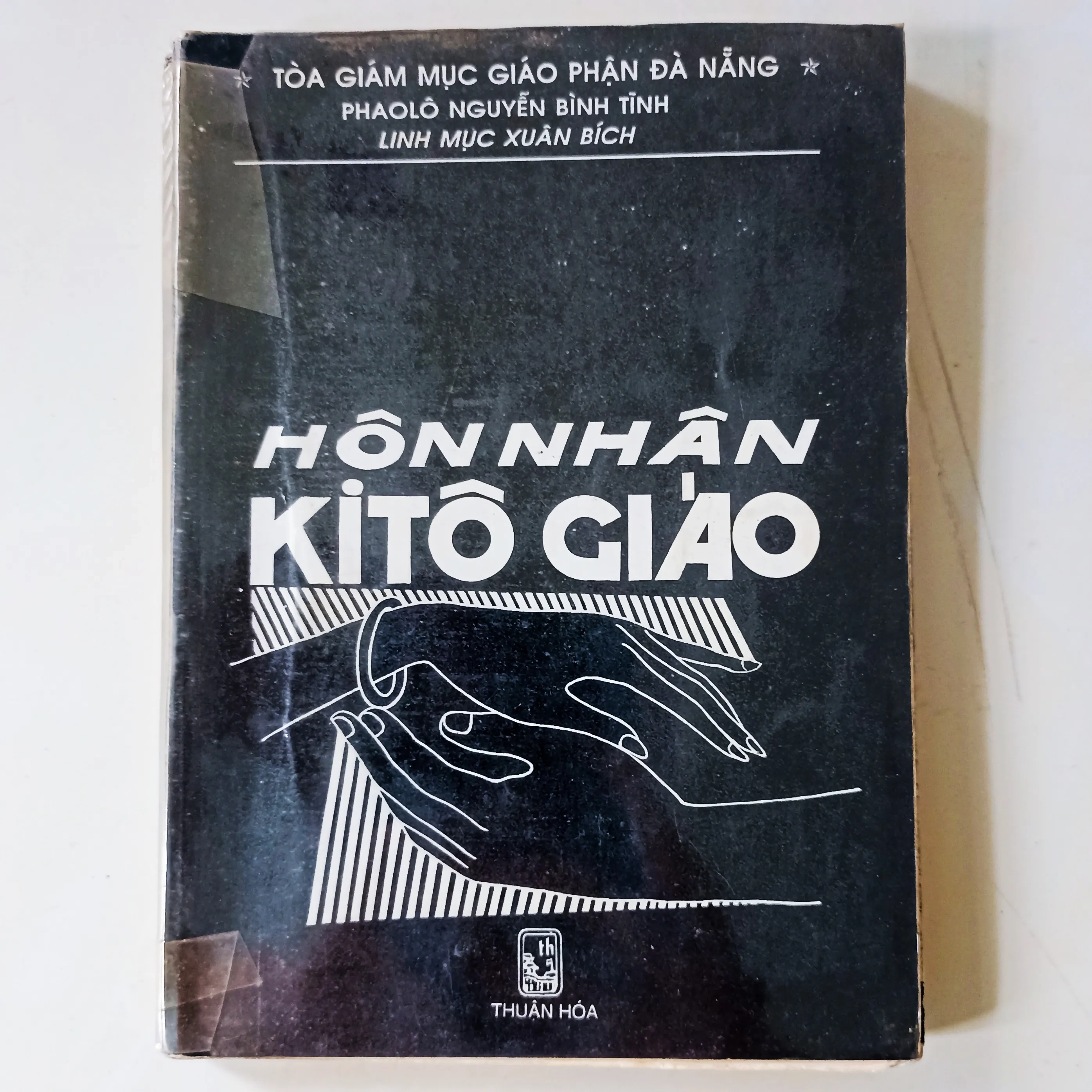 Hôn nhân Kitô giáo 🌻 by  - Sách Book Cover - Ngọc Hiển Books
