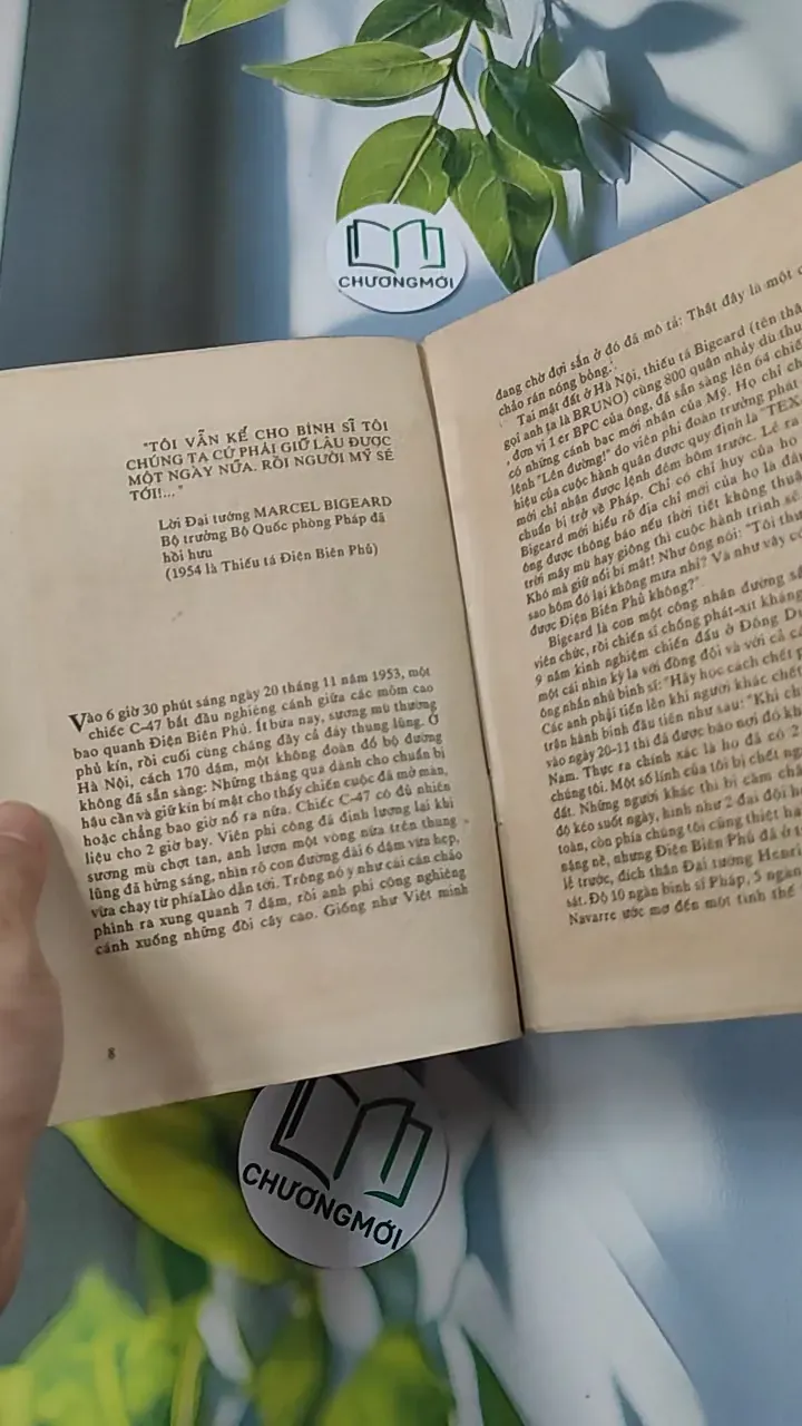 [XƯA] Việt Nam Cuộc Chiến Tranh Mười Ngàn Ngày - Hồ Sơ Mới Về Điện Biên Phủ (1989) - Michael Maclear 776008