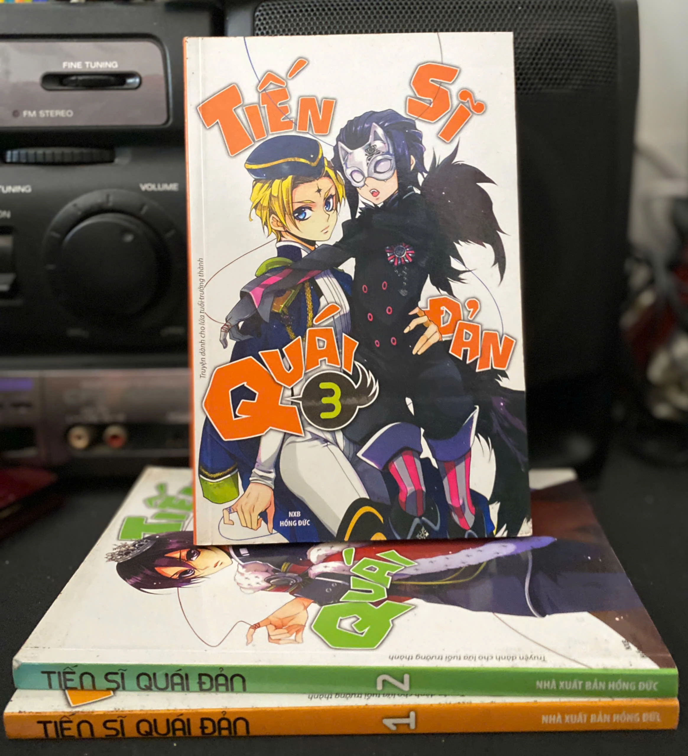 Tiến sĩ quái đản by  - Sách Book Cover - Ngọc Hiển Books