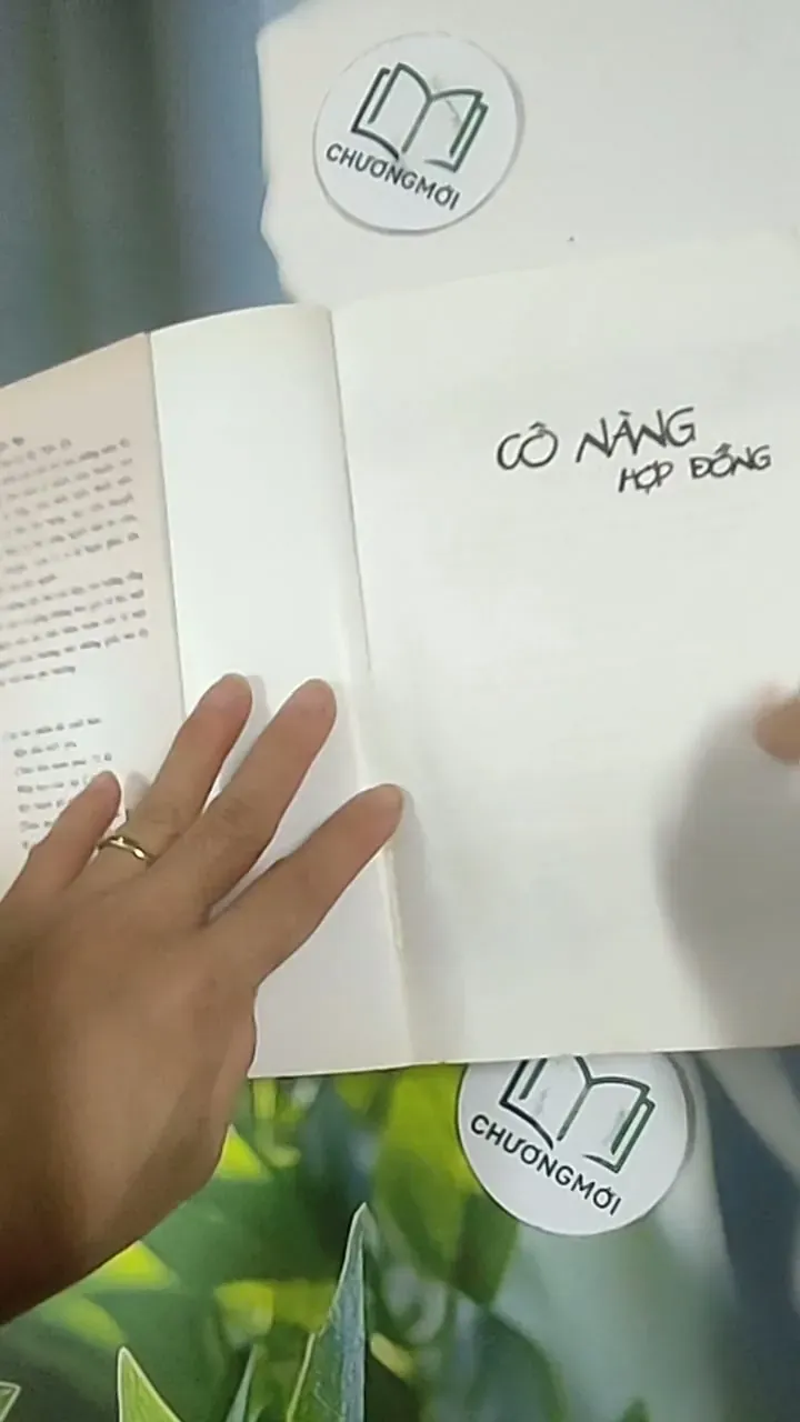 Cô Nàng Hợp Đồng - Ni Xảo Ni 705641