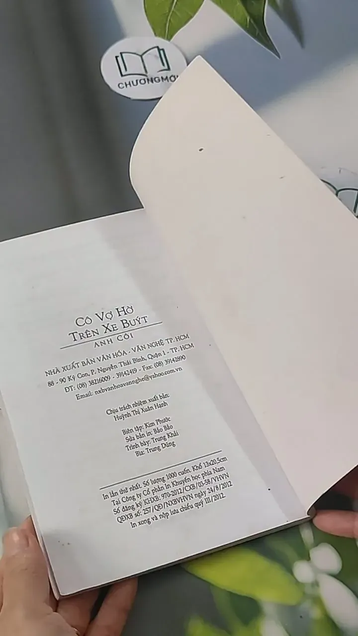 Cô Vợ Hờ Trên Xe Buýt - Anh Côi 705574