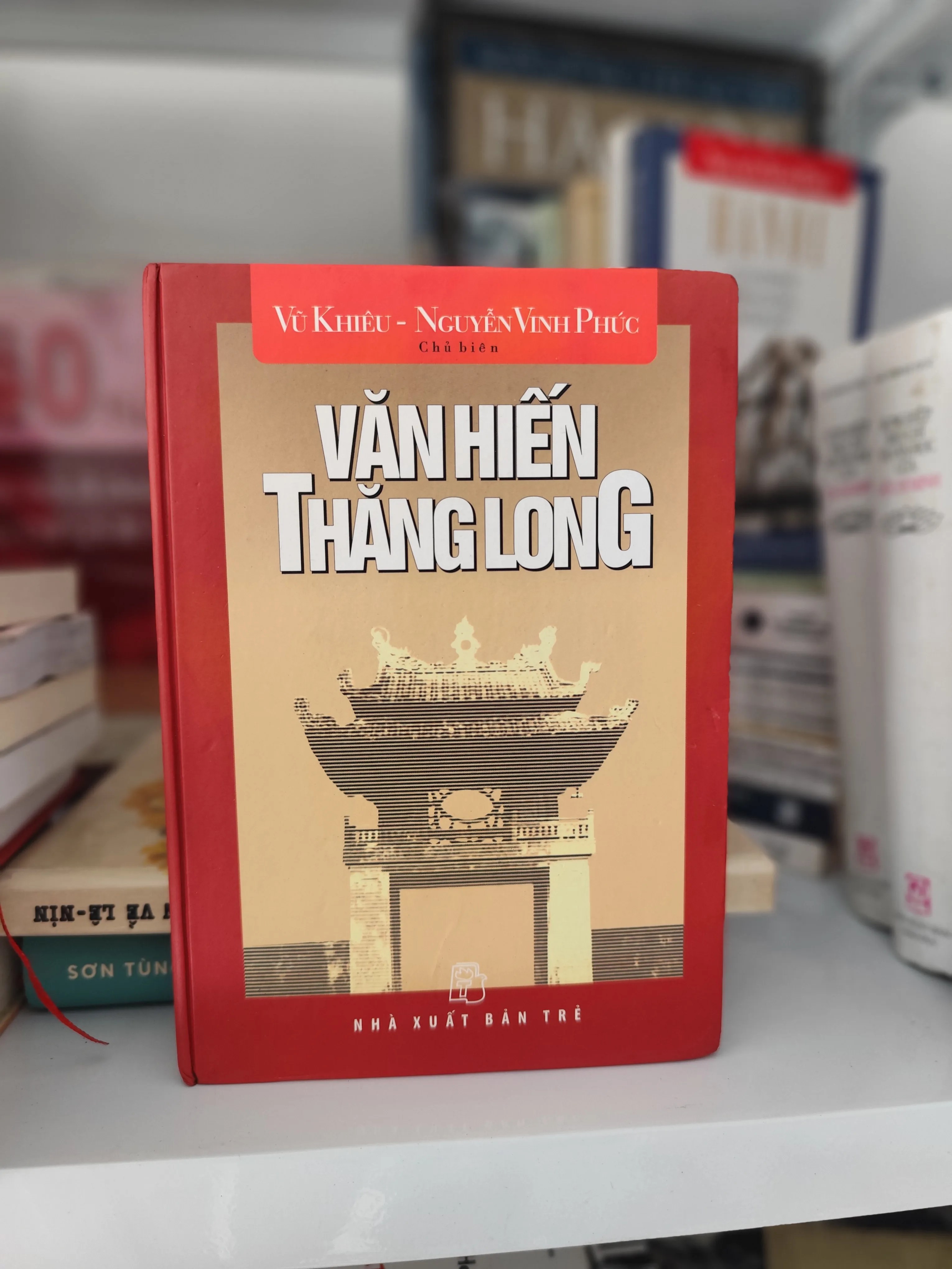 Văn hiến Thăng Long ( bìa cứng) by  - Sách Book Cover - Ngọc Hiển Books