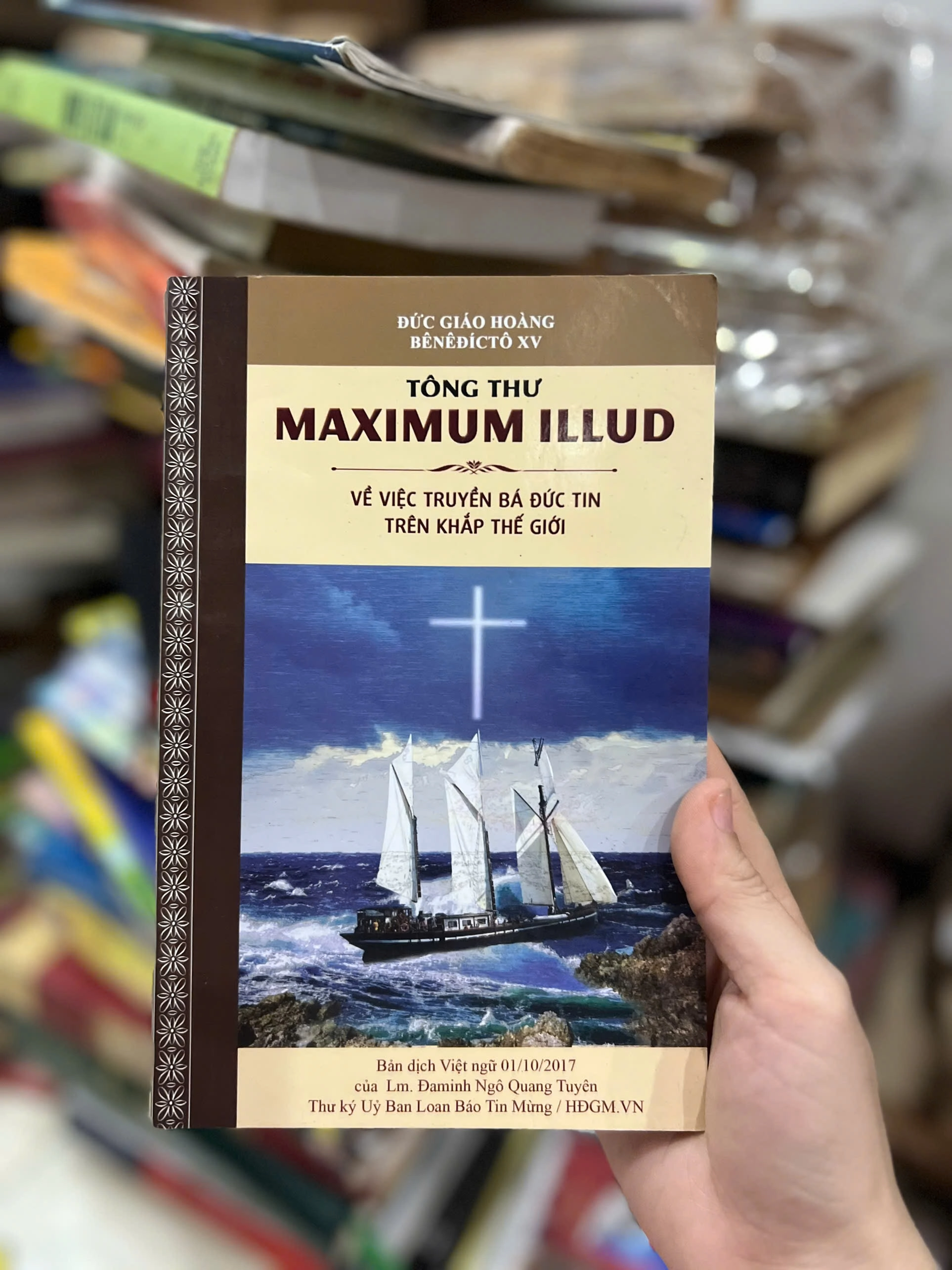 Tông thư Maximum Illud by Đức Giáo Hoàng Bênêđictô XV - Sách Book Cover - Ngọc Hiển Books