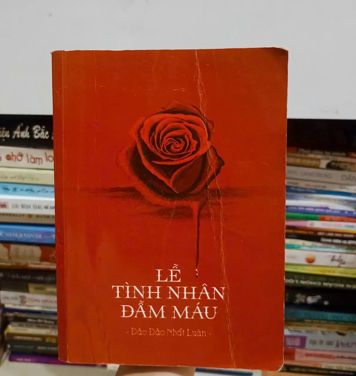 Lễ tình nhân đẫm máu 🌻 by  - Sách Book Cover - Ngọc Hiển Books