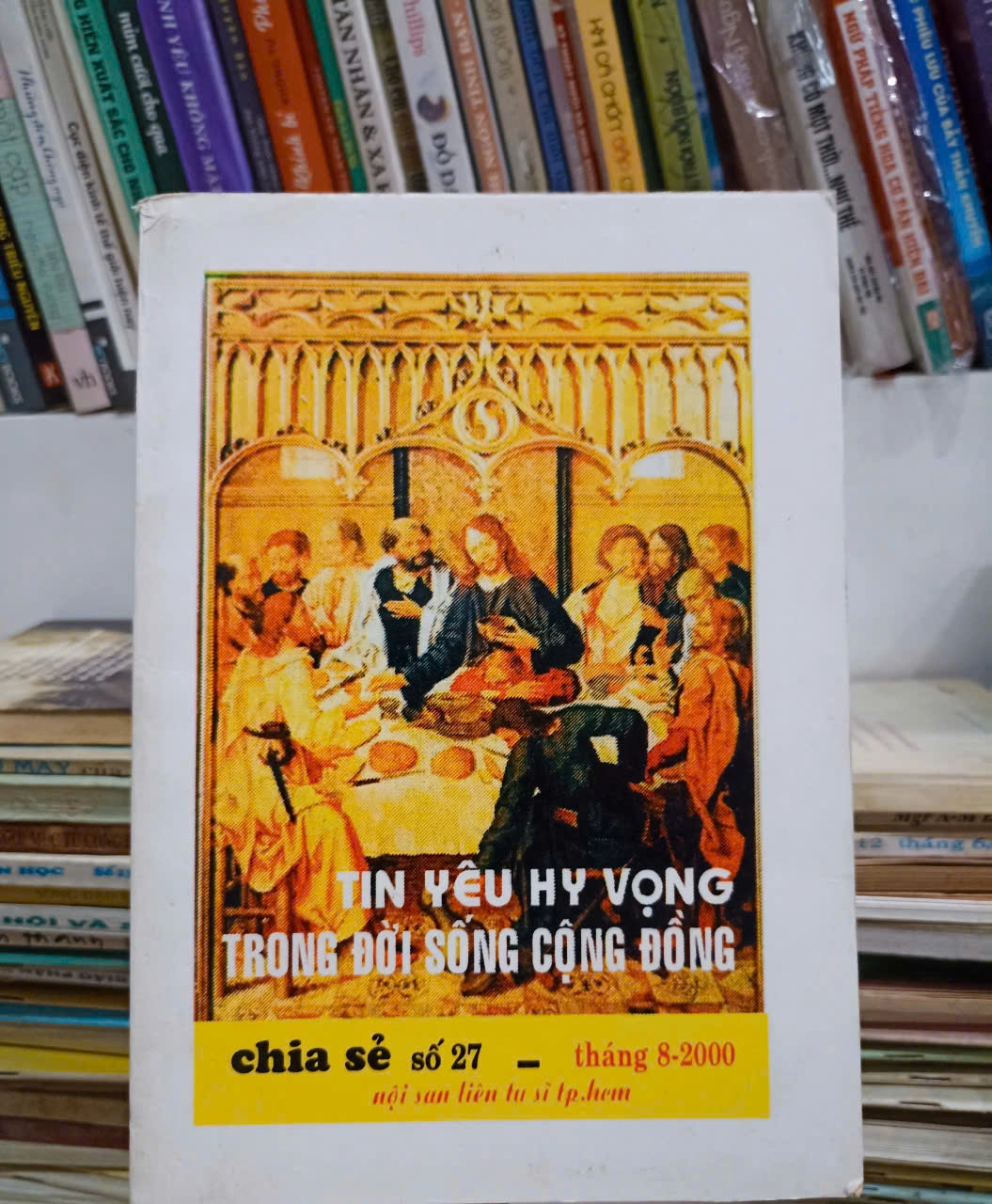 Tin Yêu Hy Vọng Trong Đời Sống Cộng Đồng by Nội san Liên tu sĩ Tp HCM - Sách Book Cover - Ngọc Hiển Books