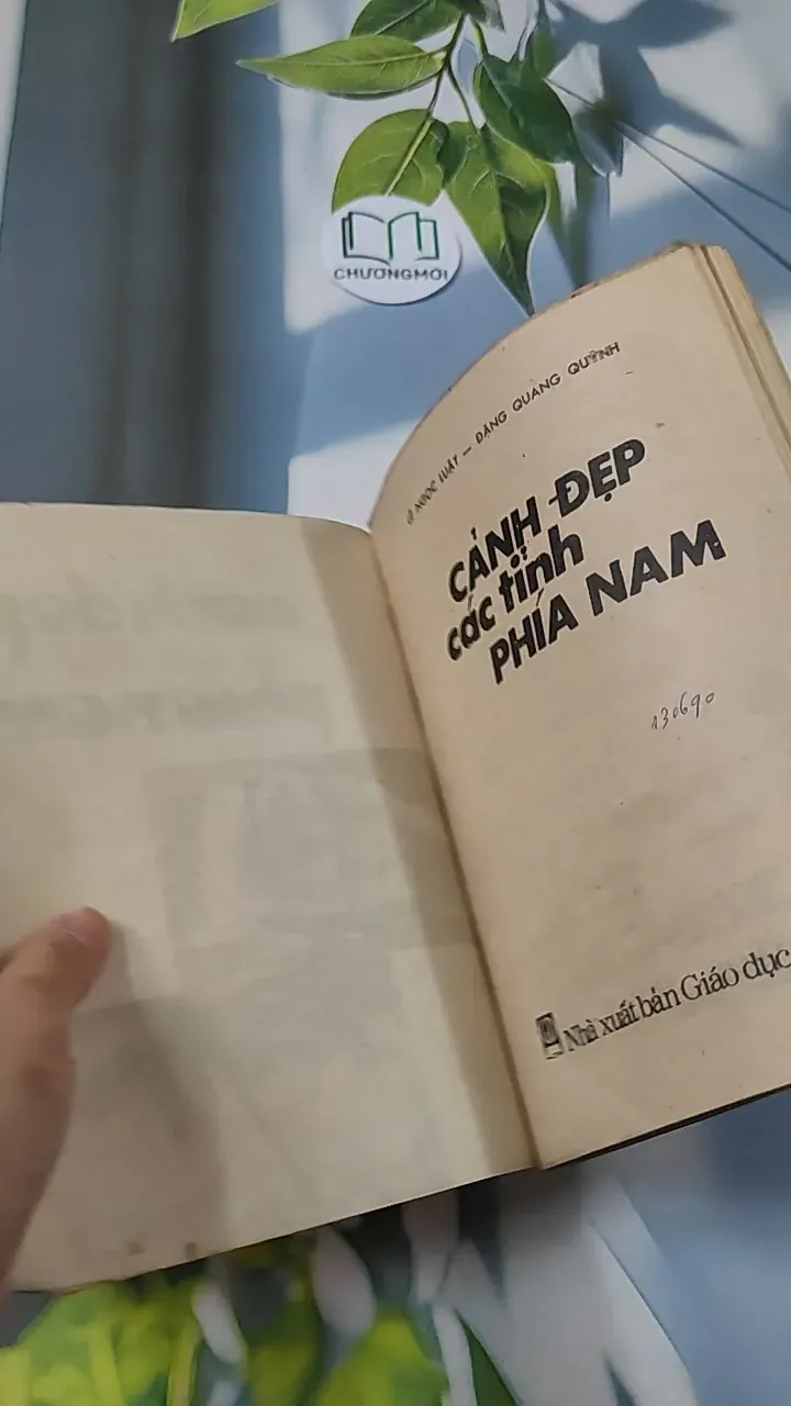 [MIỄN PHÍ BỌC SÁCH] [XƯA] Cảnh Đẹp Các Tỉnh Phía Nam (1989) - Lê Ngọc Luật & Đặng Quang Quỳnh 776001