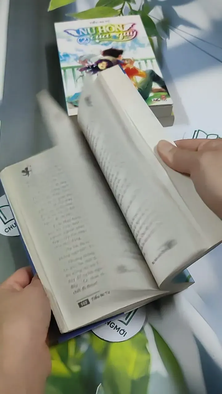 [MIỄN PHÍ BỌC SÁCH] Trọn bộ Nụ Hôn Của Quỷ (tập 1 + 2 + 3) - Tiểu Ni Tử 705727