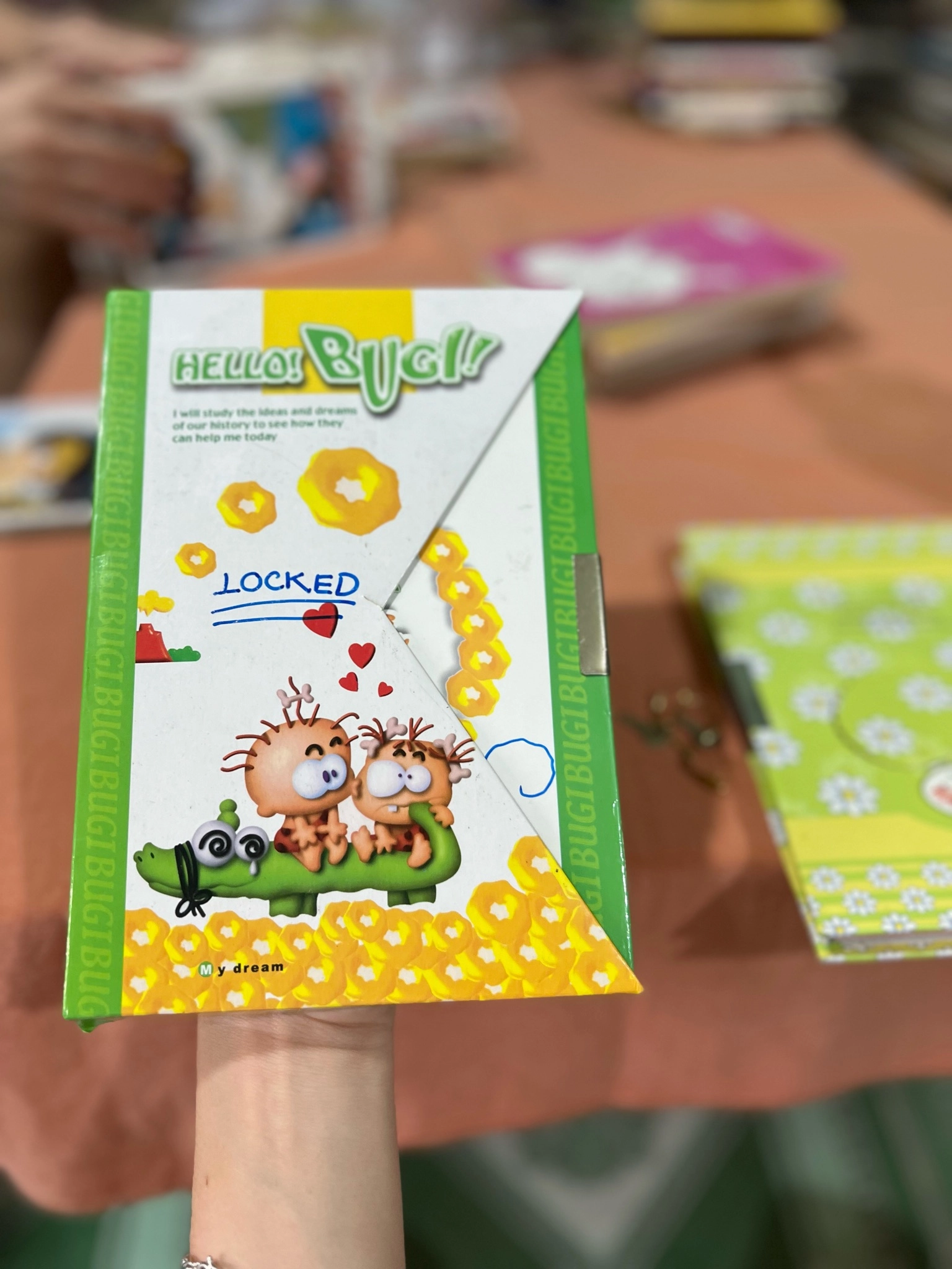 Sổ tay có ổ khoá viết nhật ký by  - Sách Book Cover - Ngọc Hiển Books