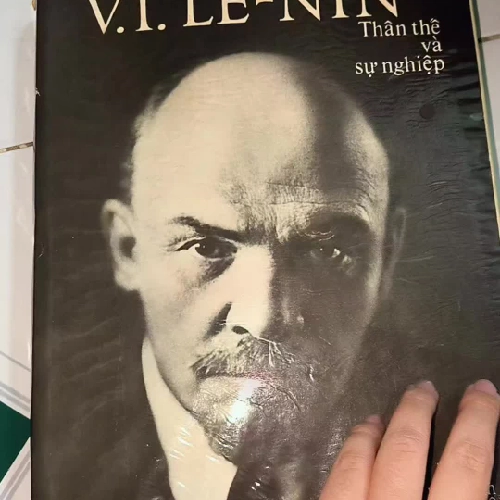 V.I. LENIN - NXB Tiến bộ Maxcova (1986) - Khổ lớn, rất nặng