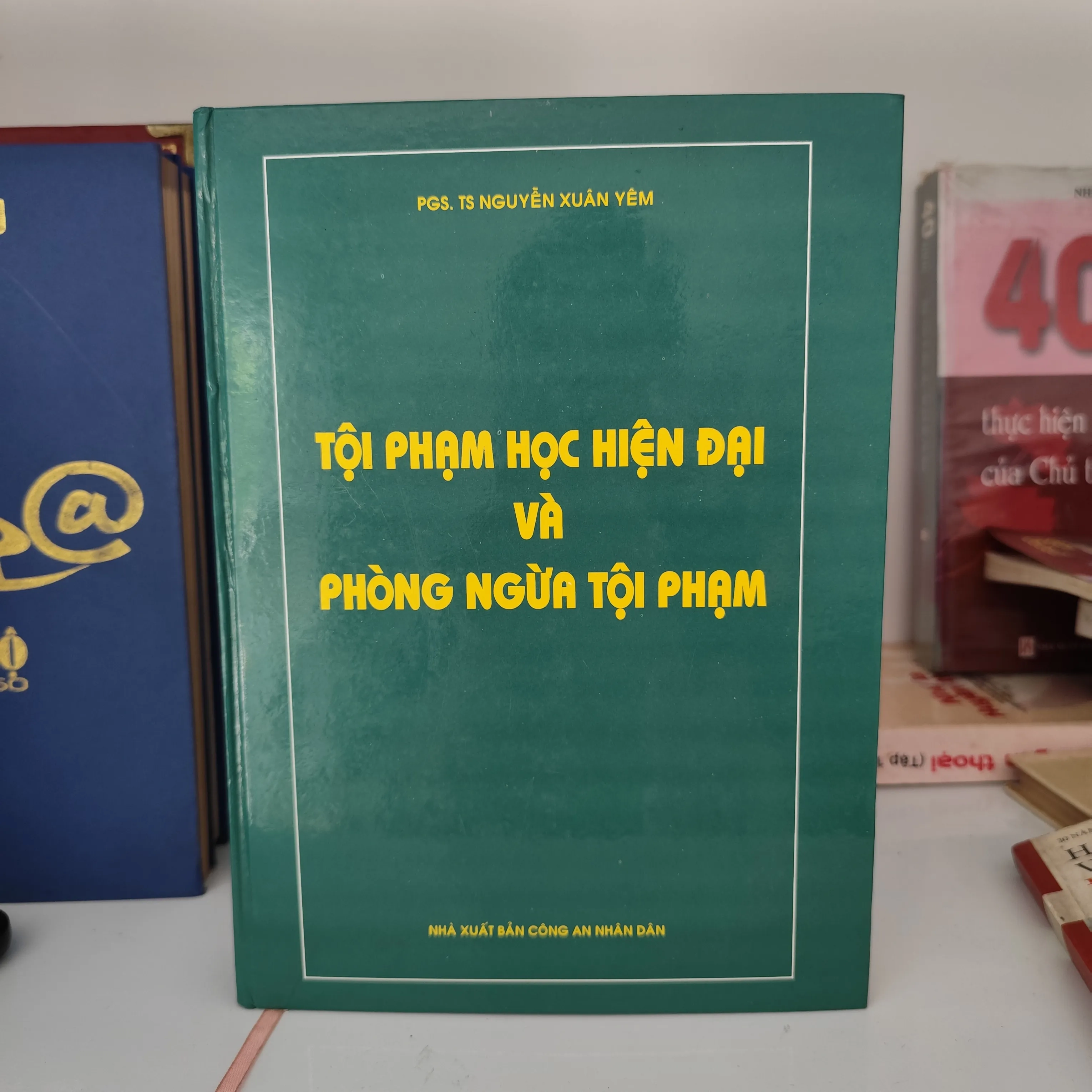 Tội phạm học hiện đại và phòng ngừa tội phạm ( bìa cứng) by  - Sách Book Cover - Ngọc Hiển Books