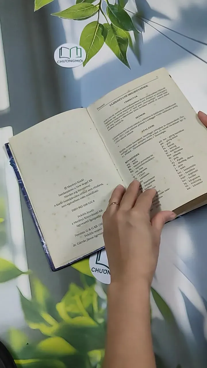 Idegen Szavak és Kifejezések Kéziszótára - Bakos Ferenc 750824