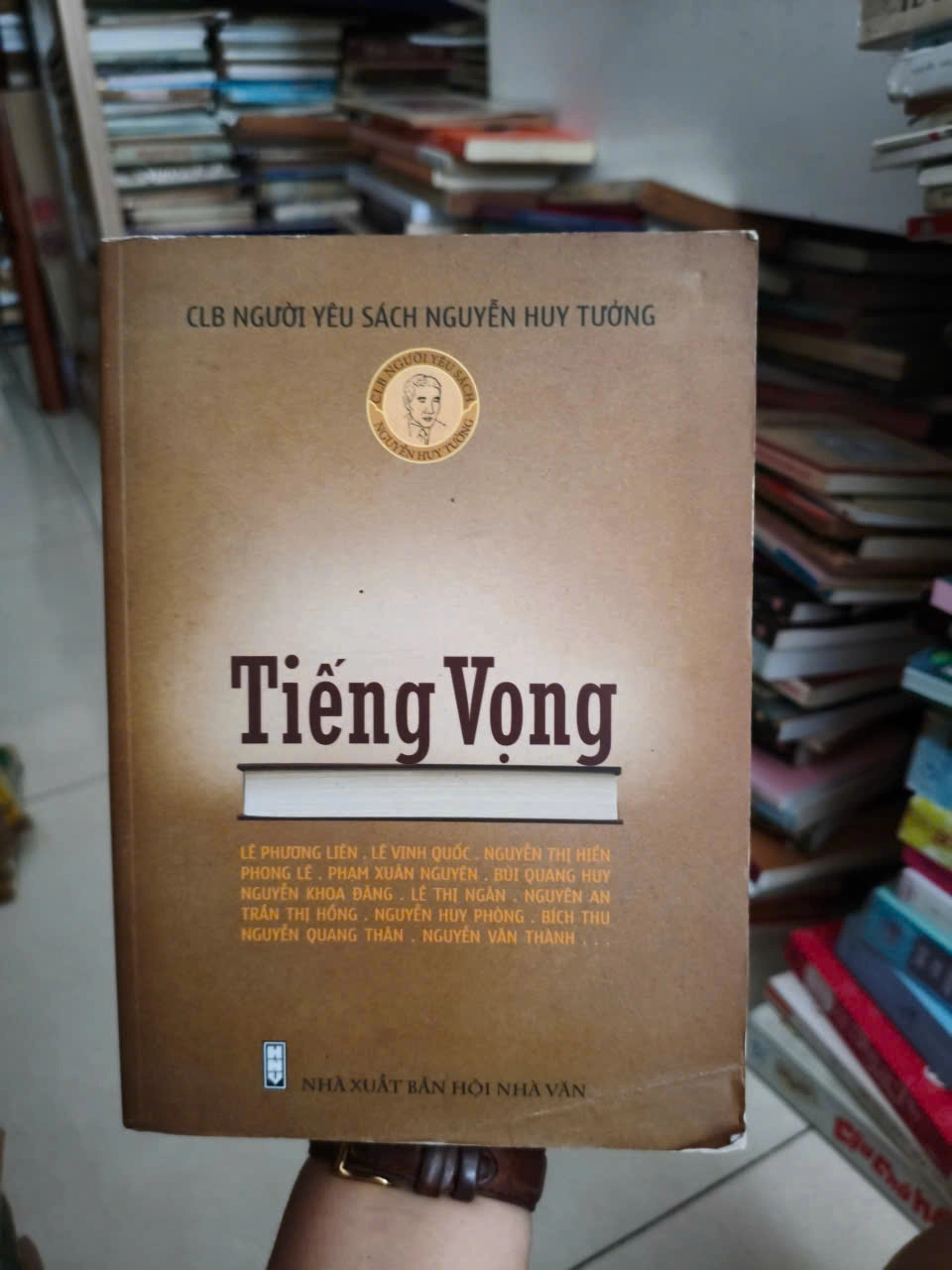 Tiếng Vọng by Nguyễn Ngọc Tư - Sách Book Cover - Ngọc Hiển Books