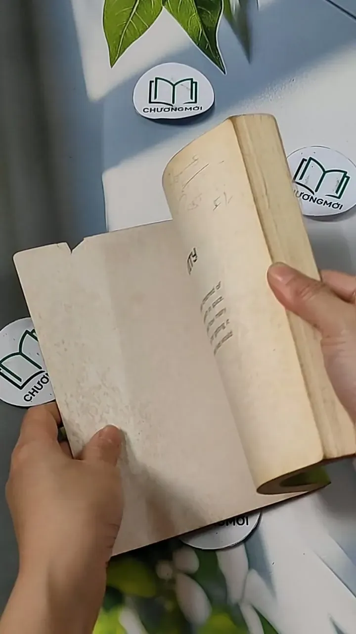 Gravity - Tess Gerriten 703096