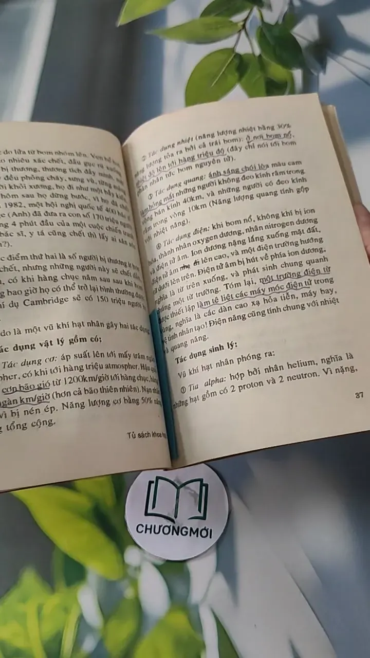 Bạn Biết Gì Về Vũ Khí Hạt Nhân - GS TS Nguyễn Chung Tú 727255