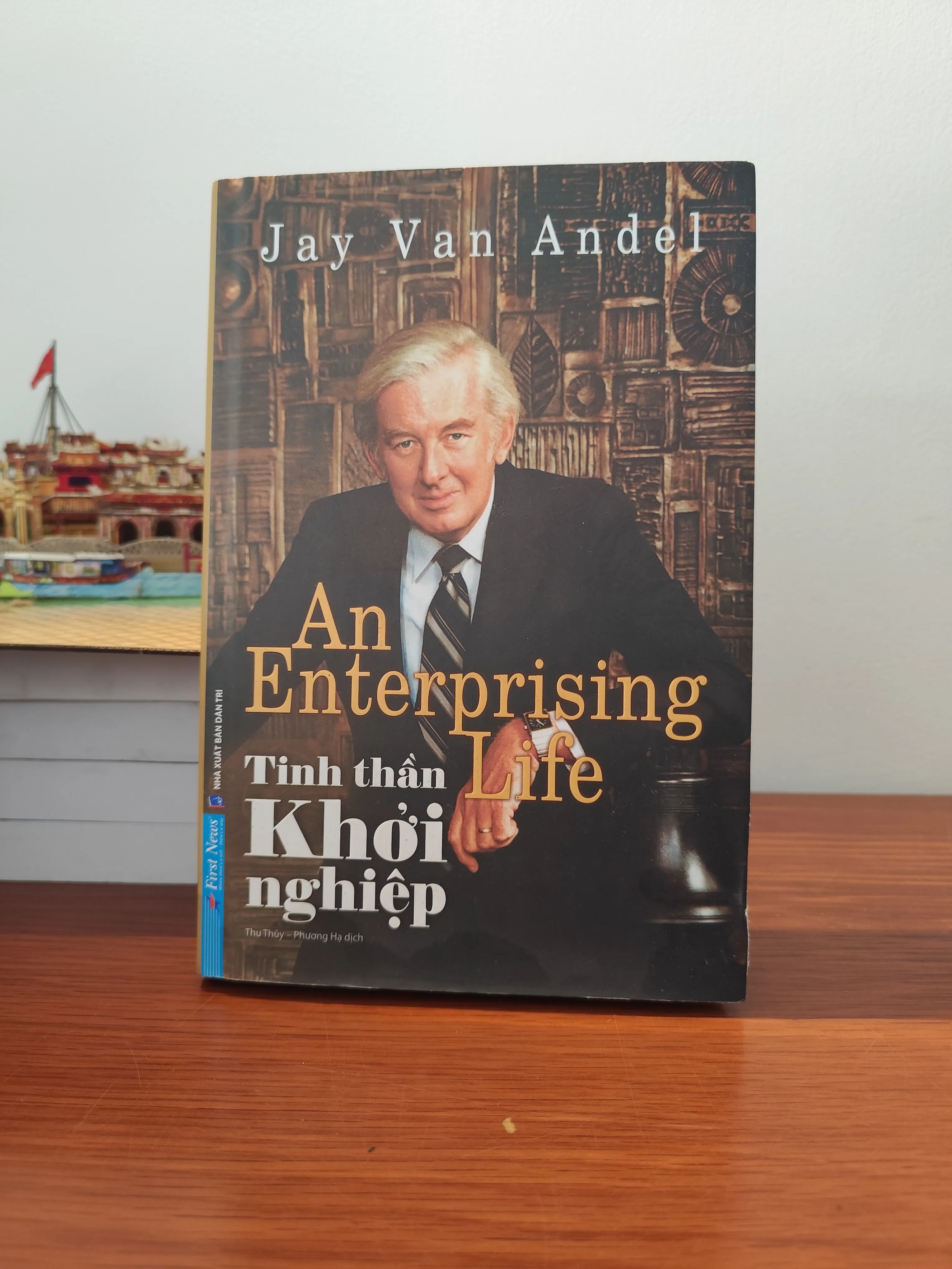 Tinh thần khởi nghiệp by  - Sách Book Cover - Ngọc Hiển Books