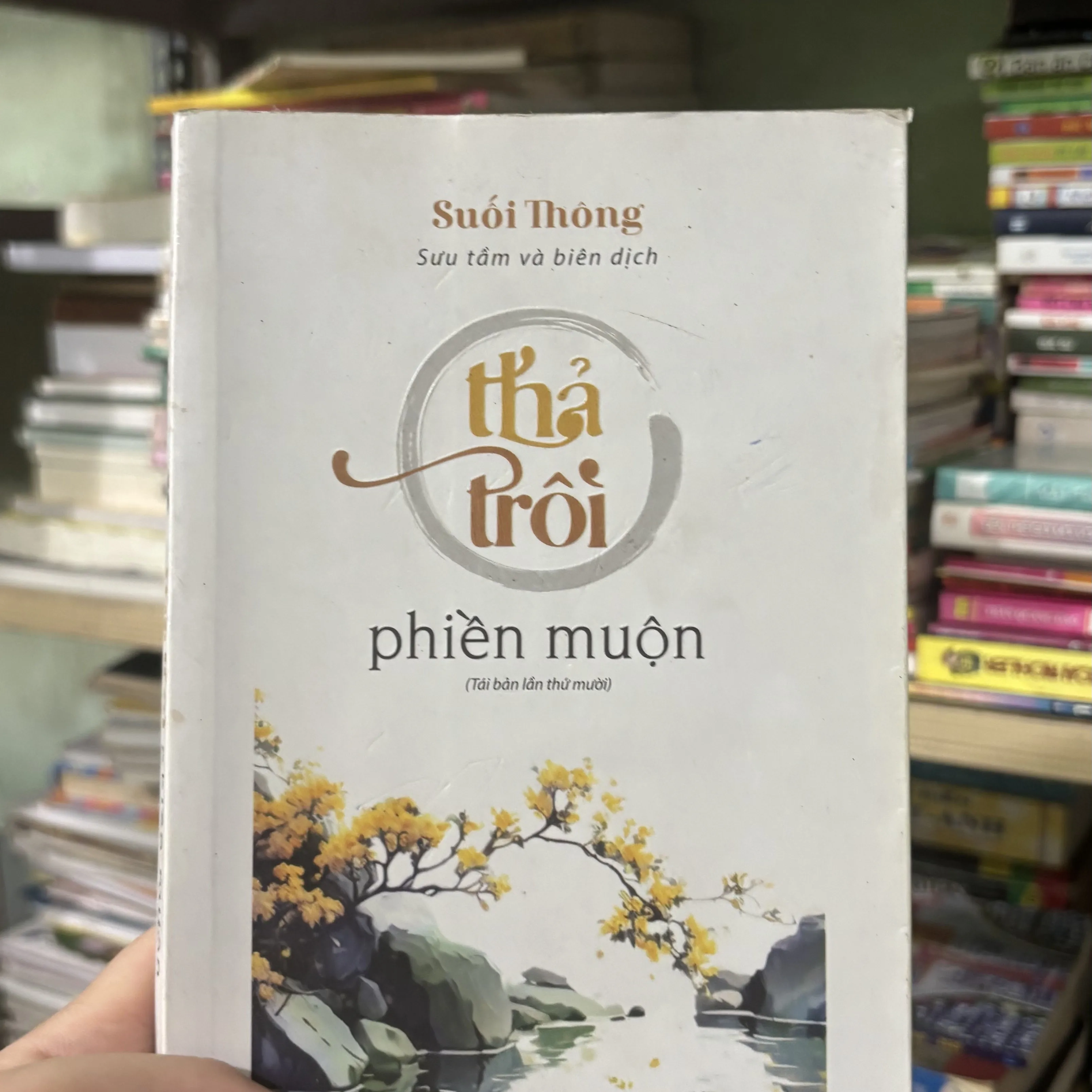 Thả trôi phiền muộn 🌊 by  - Sách Book Cover - Ngọc Hiển Books