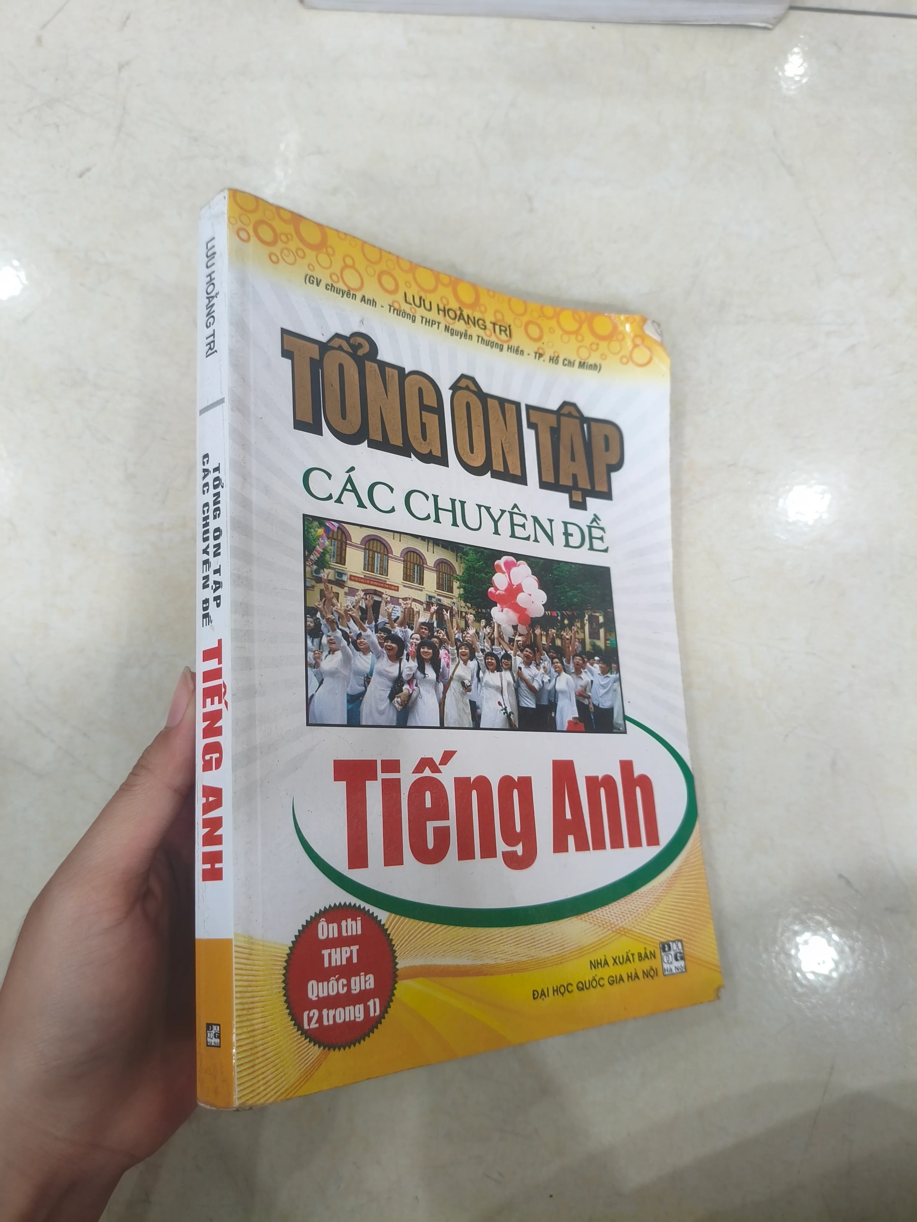 Tổng Ôn Tập Các Chuyên Đề Tiếng Anh 🌱 by  - Sách Book Cover - Ngọc Hiển Books