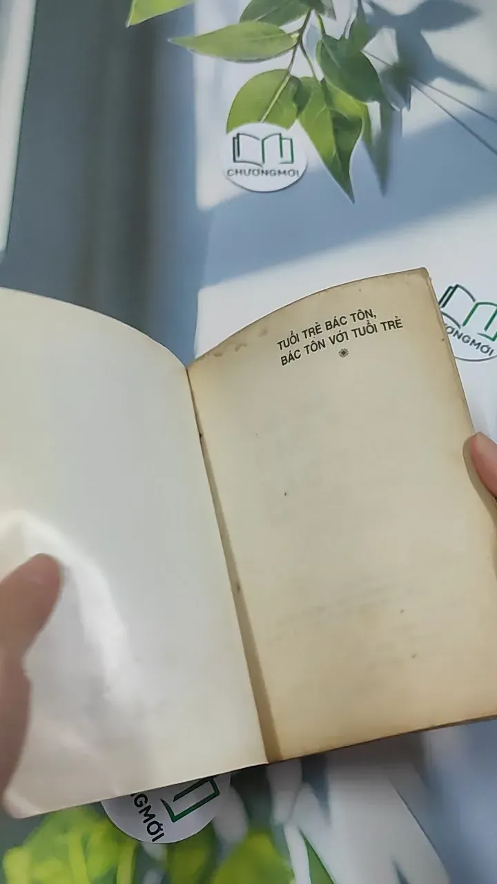 [MIỄN PHÍ BỌC SÁCH] [XƯA] Tuổi Trẻ Bác Tôn, Bác Tôn Với Tuổi Trẻ  (1998) 776048