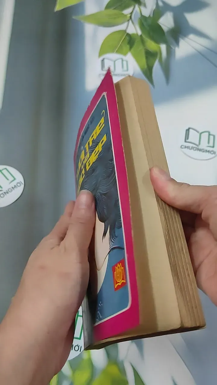 [MIỄN PHÍ BỌC SÁCH] [XƯA] Tuổi Trẻ Và Sắc Đẹp (1989) - BS. Nguyễn Ngọc Bảy 776022