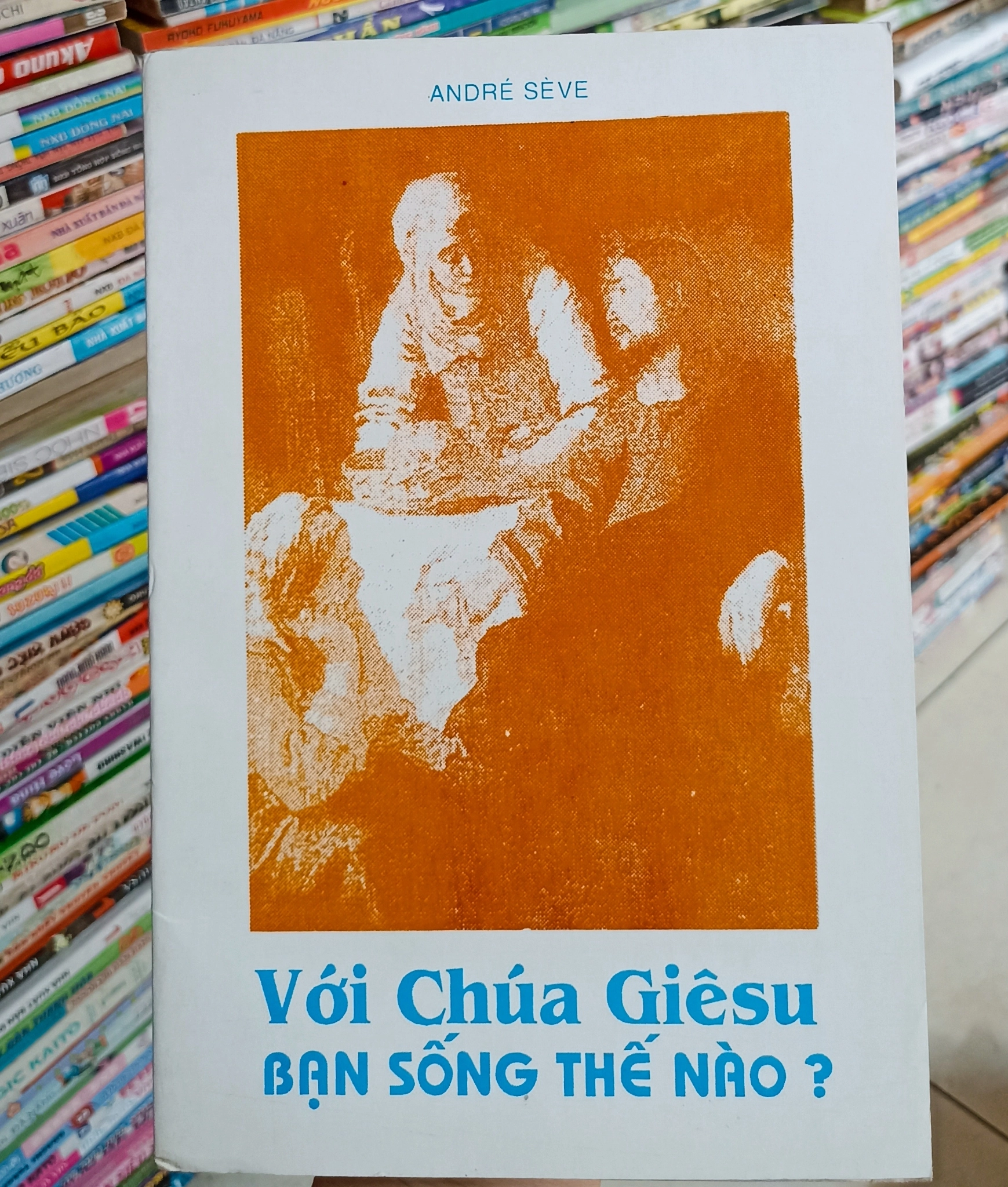 Với Chúa Giê su bạn sống thế nào? 🌻 by  - Sách Book Cover - Ngọc Hiển Books