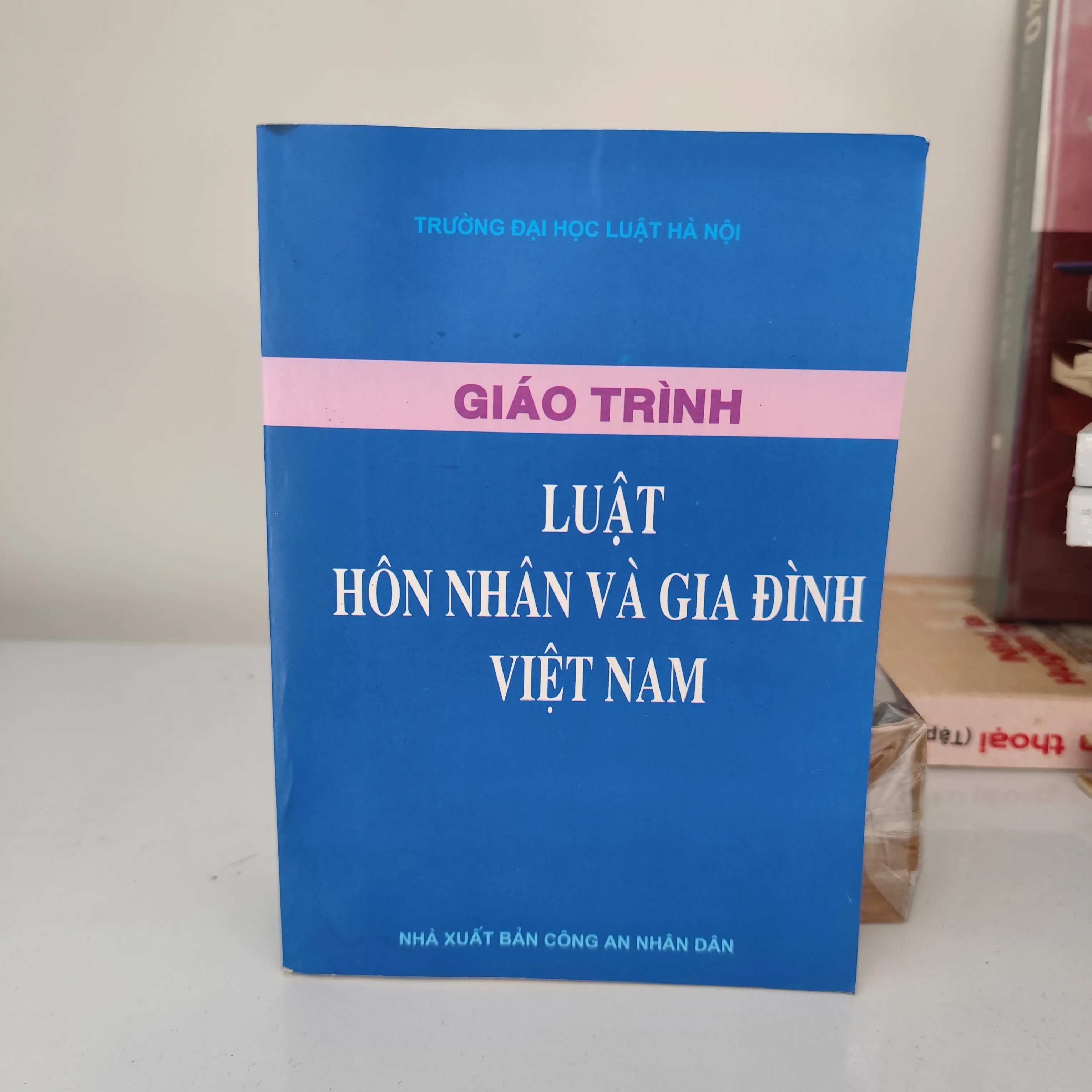 Luật Hôn nhân và gia đình Việt Nam by  - Sách Book Cover - Ngọc Hiển Books