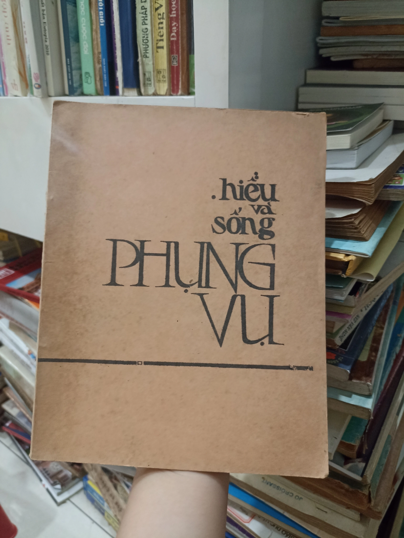 Hiểu Và Sống Phụng Vụ 🌻 by  - Sách Book Cover - Ngọc Hiển Books