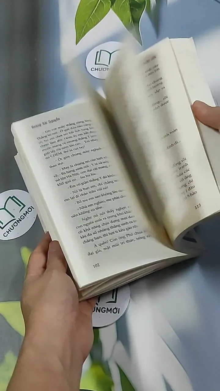 Cuộc sống rất giống cuộc đời 698587