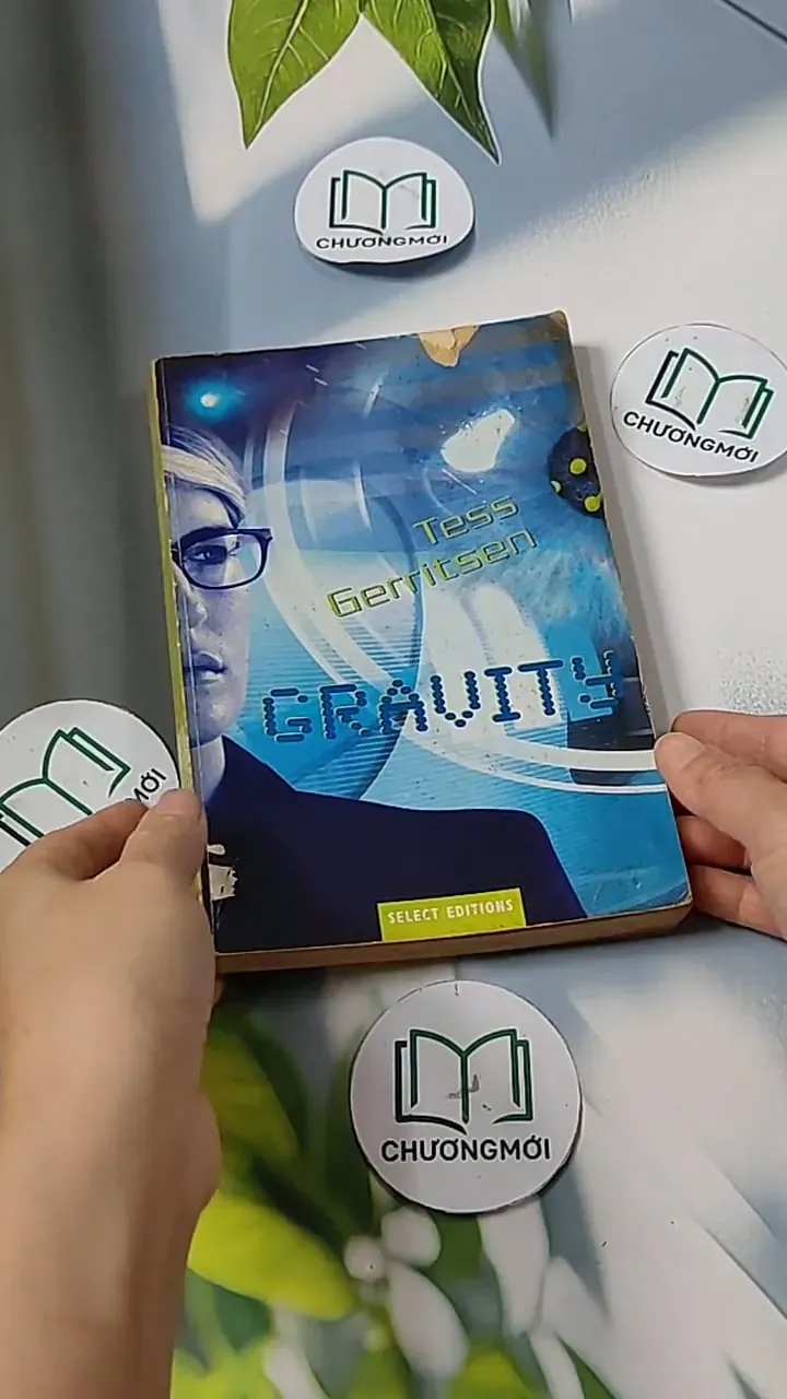 Gravity - Tess Gerriten 703096