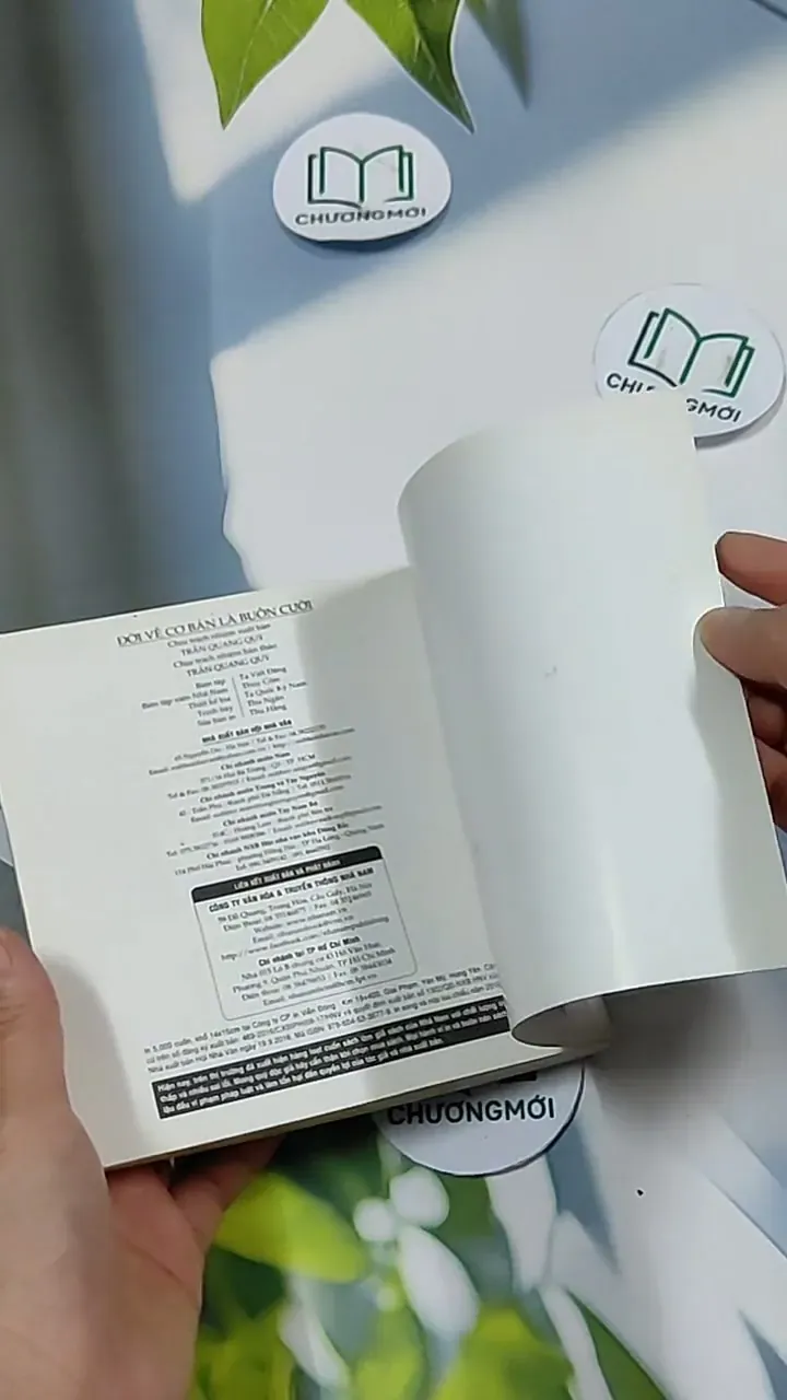 Đời Về Cơ Bản Là Buồn Cười - Lê Bích 703161