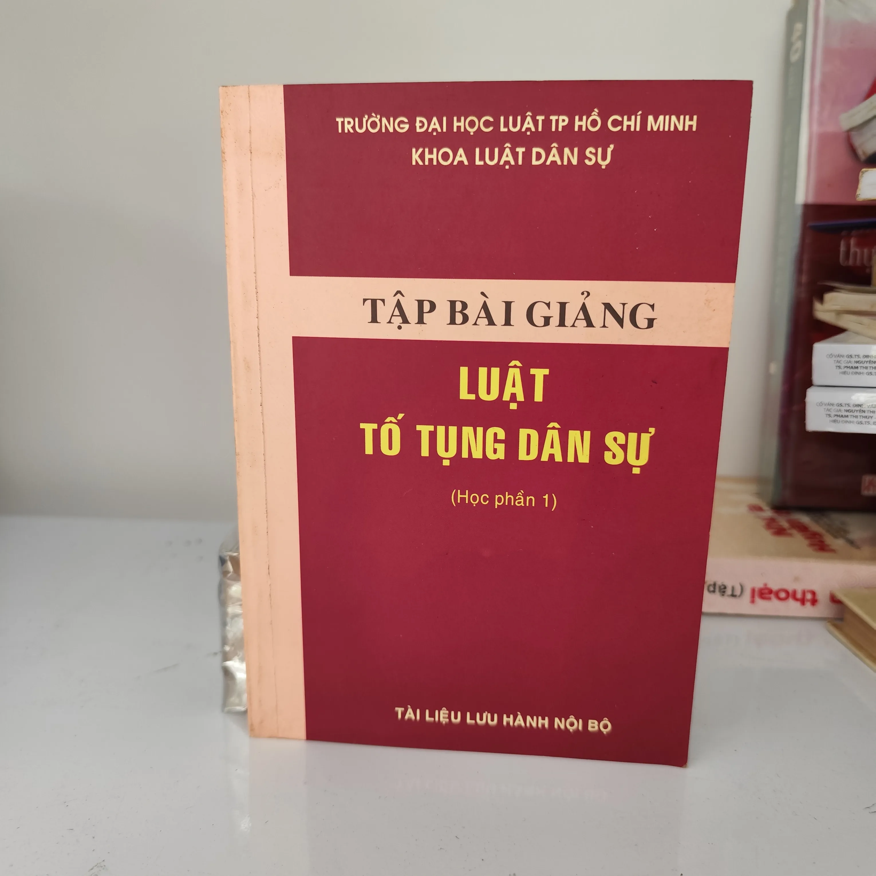 Tập bài giảng luật tố tụng dân sự by  - Sách Book Cover - Ngọc Hiển Books
