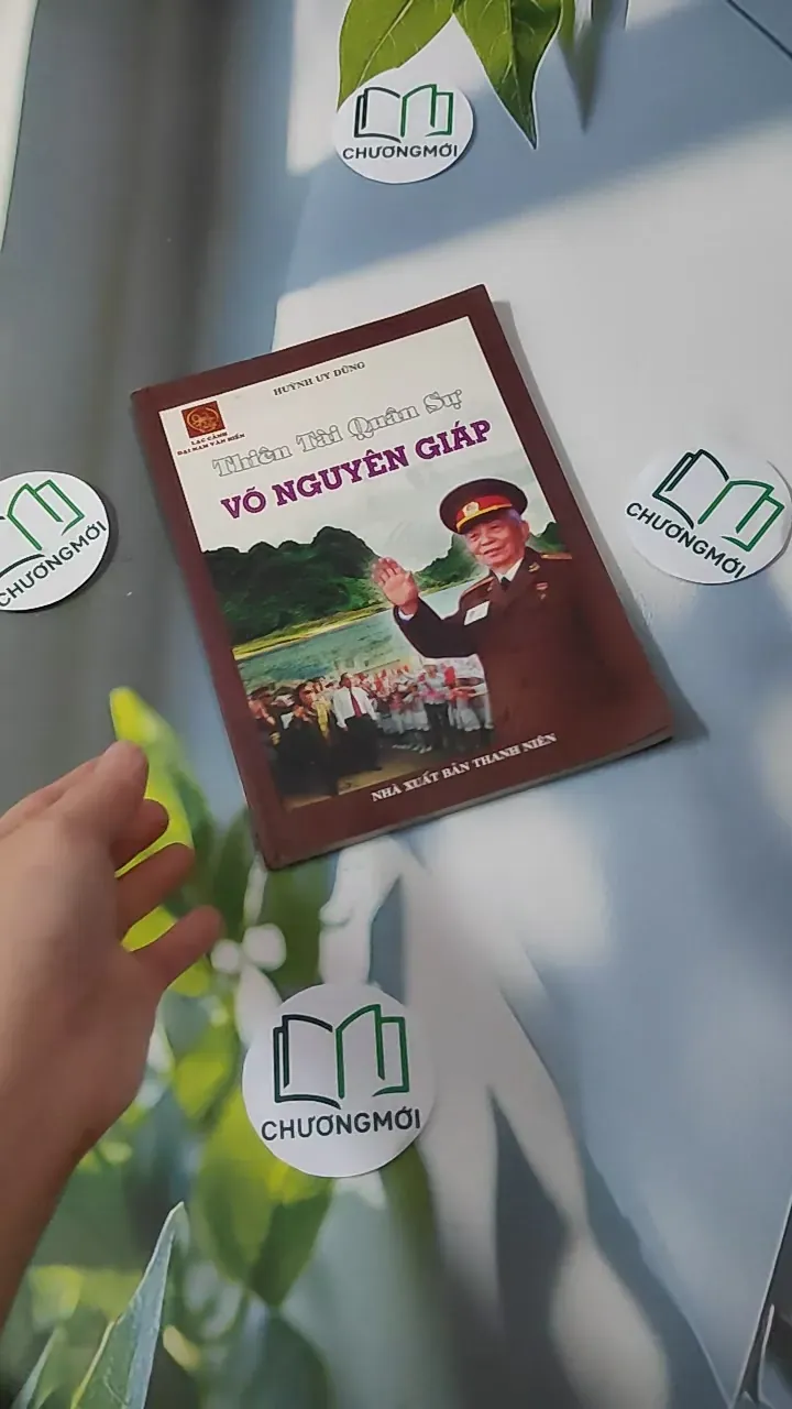 Thiên Tài Quân Sự Võ Nguyên Giáp - Huỳnh Uy Dũng 928561