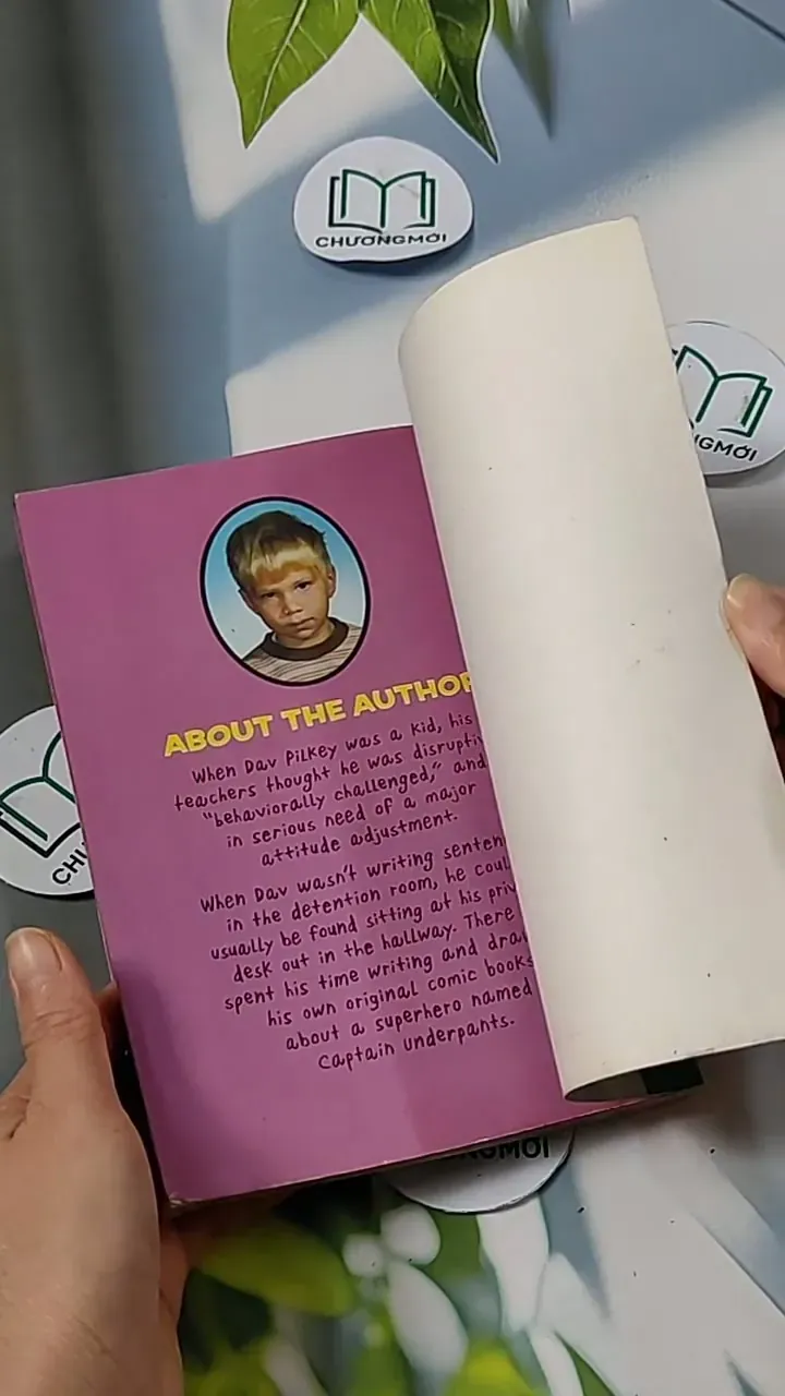 Captain Underpants and the Attack of the Talking Toilets - Dav Pilkey 703114