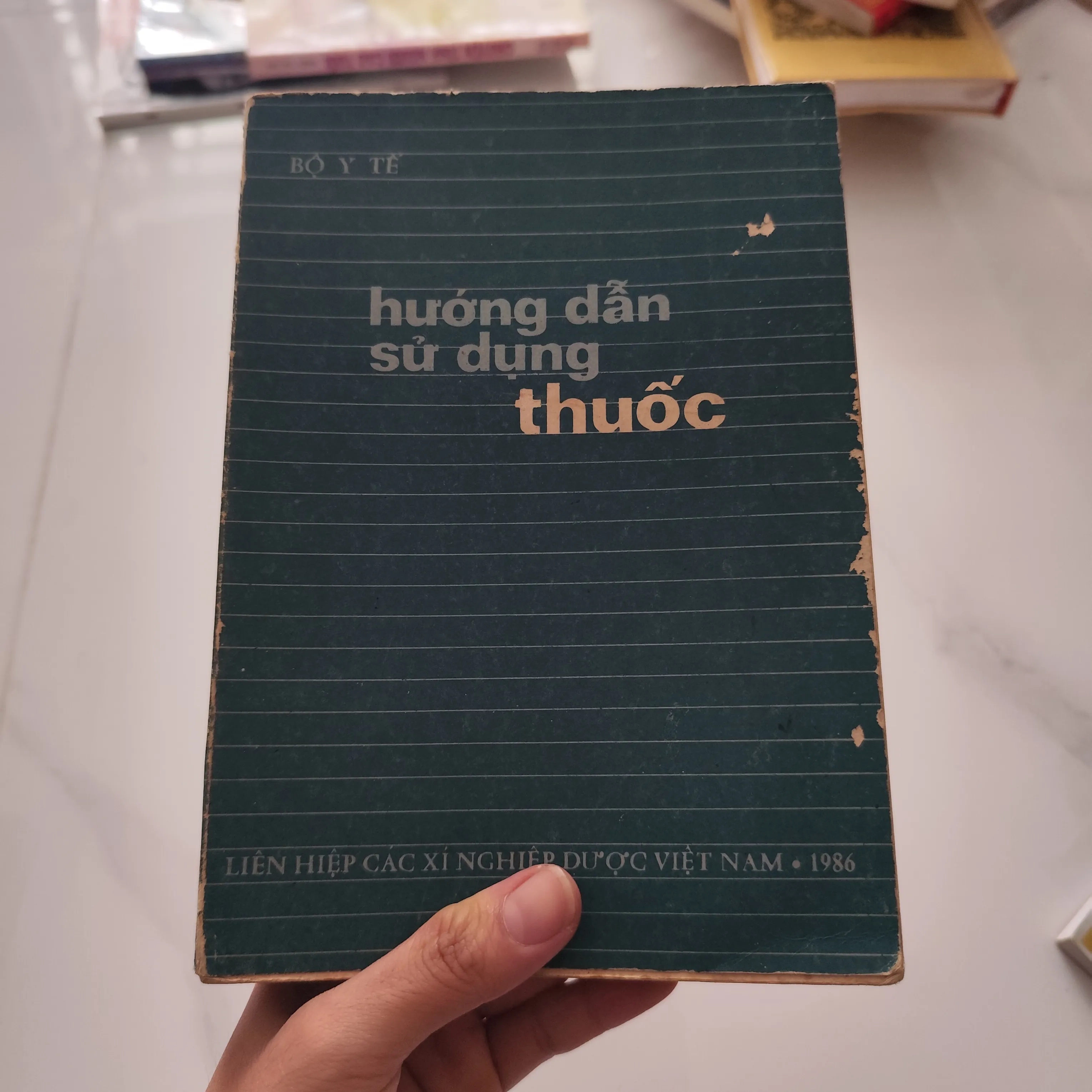 Hướng dẫn sử dụng thuốc by  - Sách Book Cover - Ngọc Hiển Books