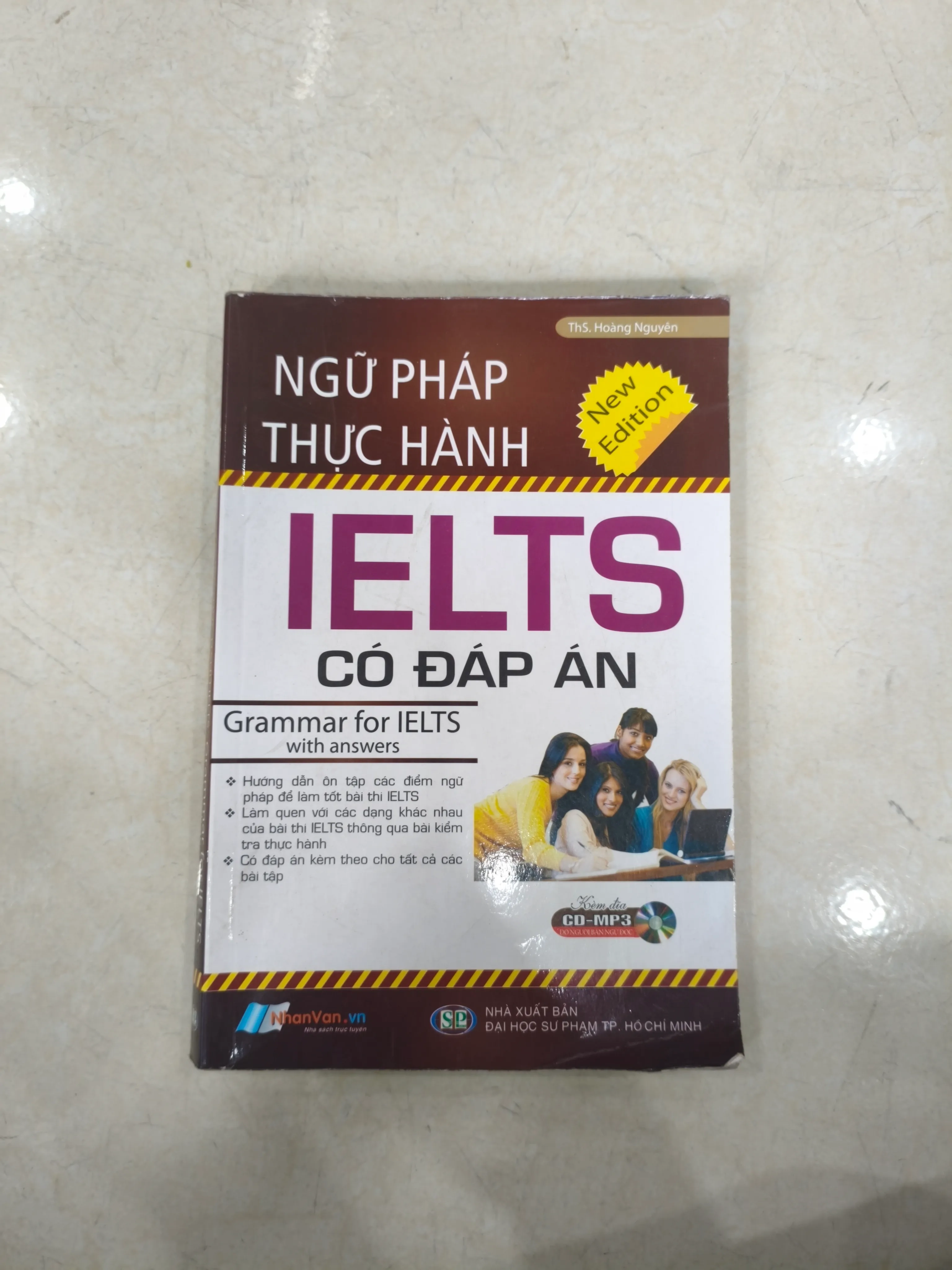 Sách Ngữ Pháp Thực Hành IELTS 🌱 by  - Sách Book Cover - Ngọc Hiển Books