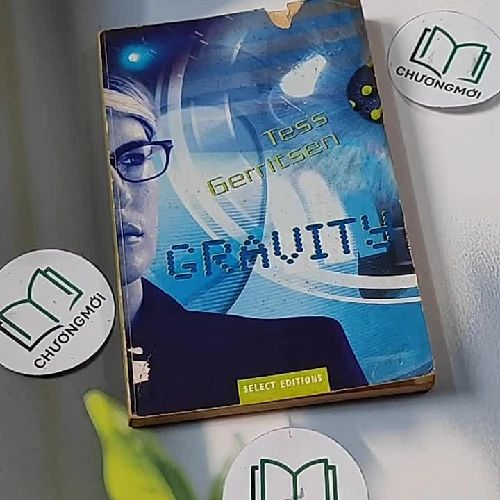 Gravity - Tess Gerriten