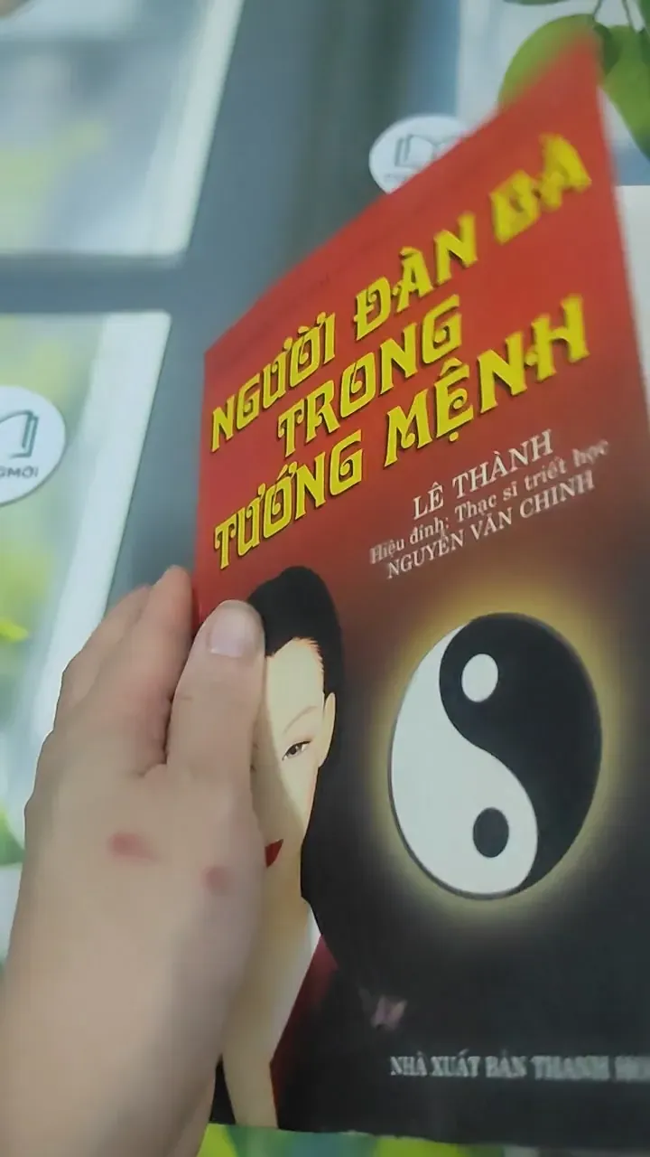 Người Đàn Bà Trong Tướng Mệnh - Lê Thành 727384