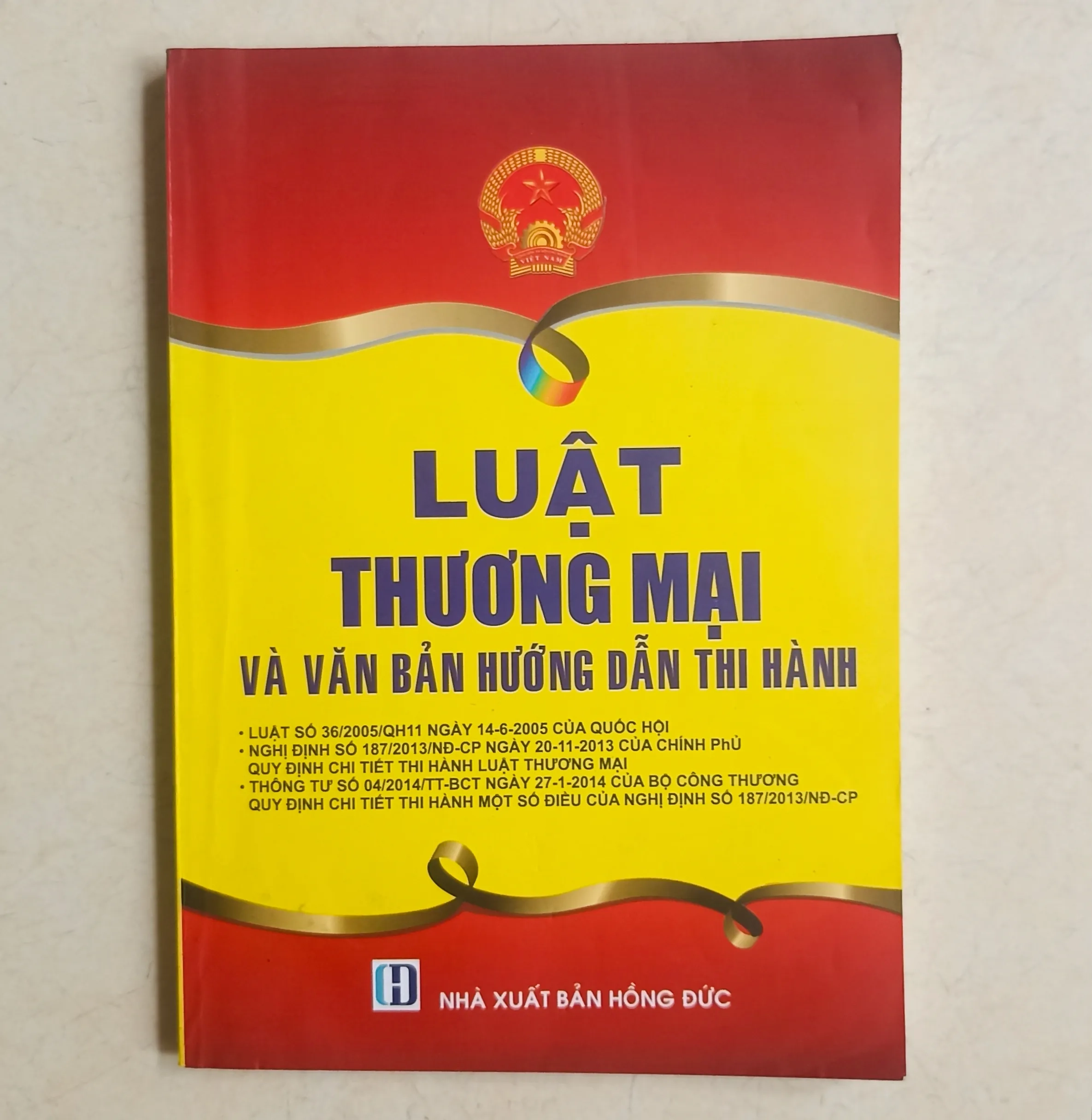Luật thương mại 🌻 by  - Sách Book Cover - Ngọc Hiển Books