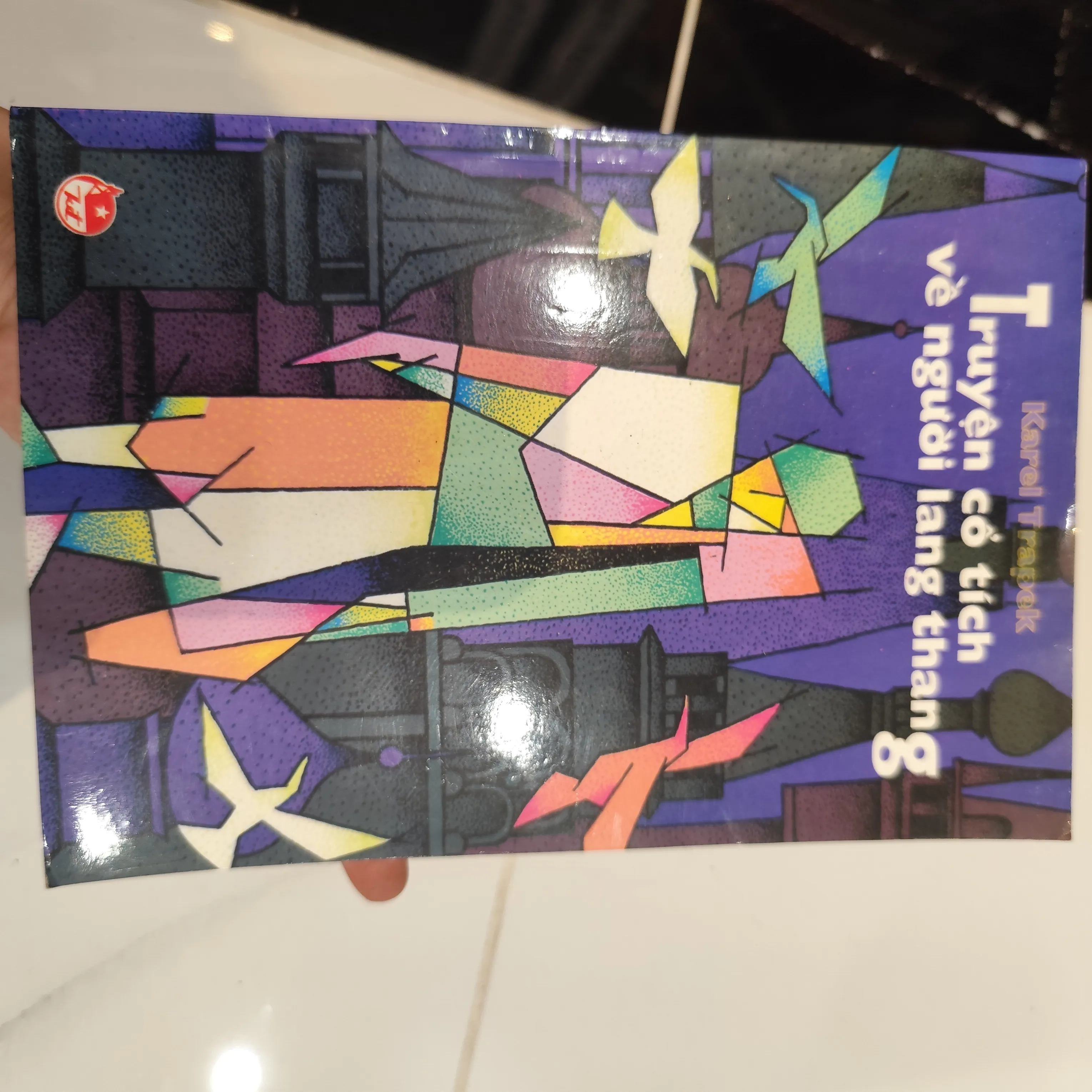 Truyện cổ tích về người lang thang by  - Sách Book Cover - Ngọc Hiển Books