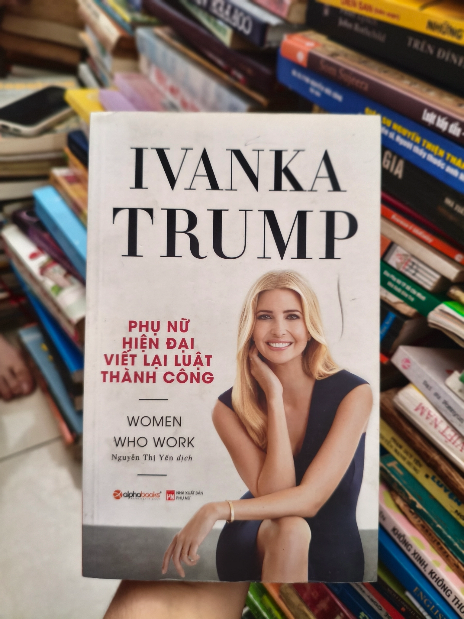 Phụ nữ hiện đại viết lại luật thành công 🌱 by  - Sách Book Cover - Ngọc Hiển Books