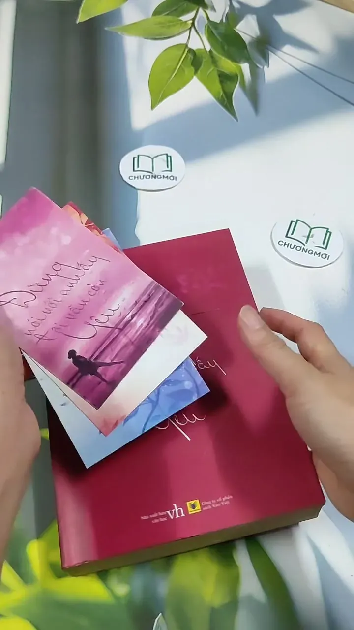 Đừng Nói Với Anh Ấy Tôi Vẫn Còn Yêu - Lục Xu 705707