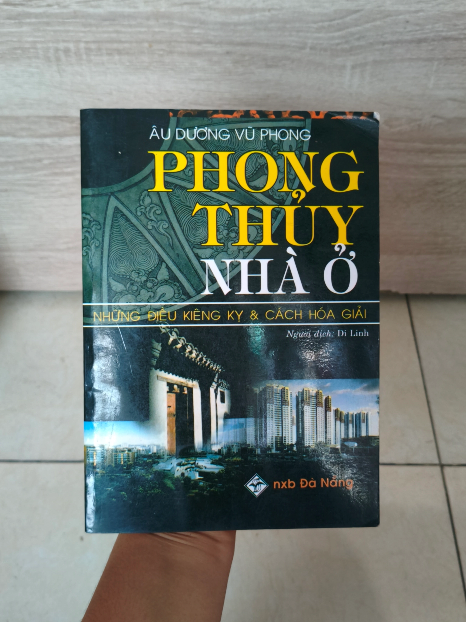 Phong thủy nhà ở 🌱 by  - Sách Book Cover - Ngọc Hiển Books