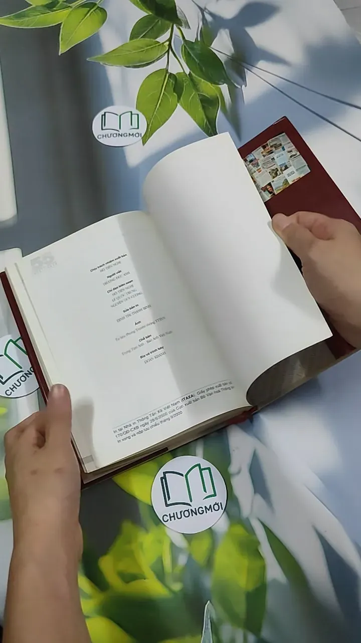 [MIỄN PHÍ BỌC SÁCH] 55 Năm Thông Tấn Xã Việt Nam 1945 - 2000 750829