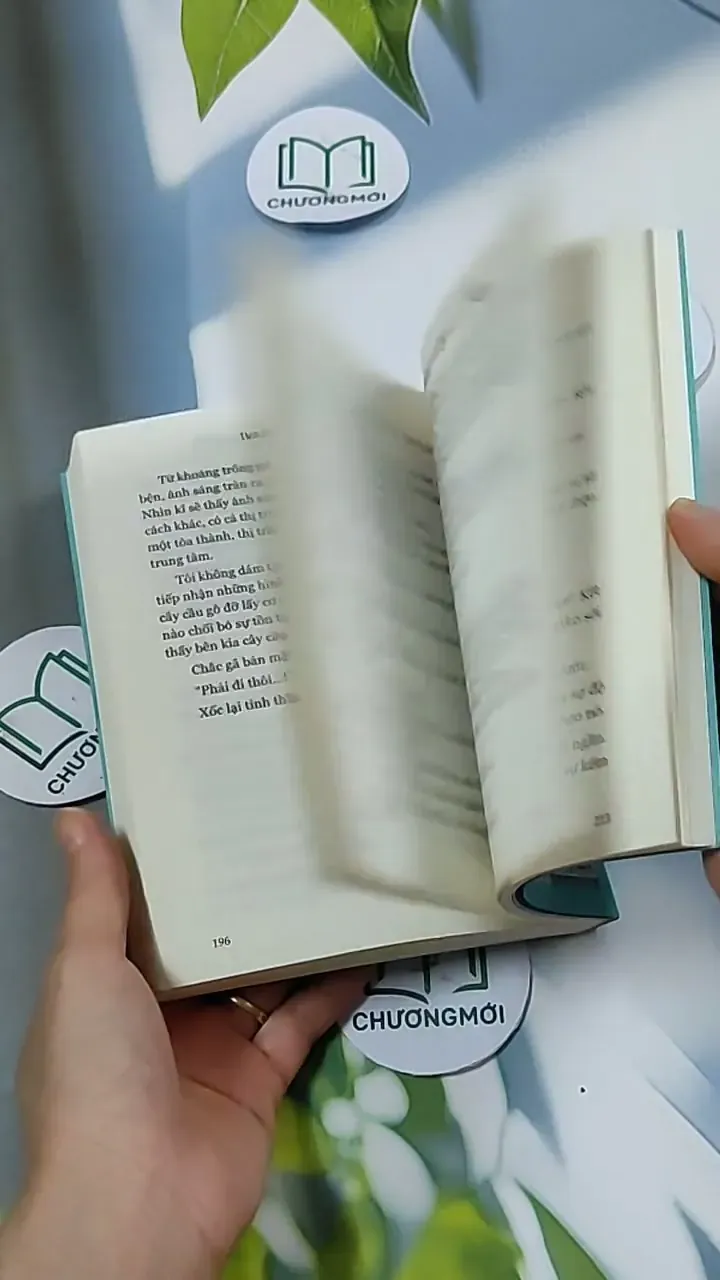 Khi Muốn Khóc Tôi Đeo Mặt Nạ Mèo - Iwasa Mamoru 703137