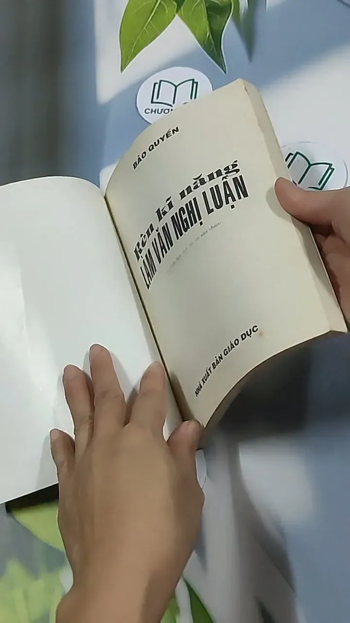 Rèn kỹ năng làm văn nghị luận - Bảo Quyên 698574