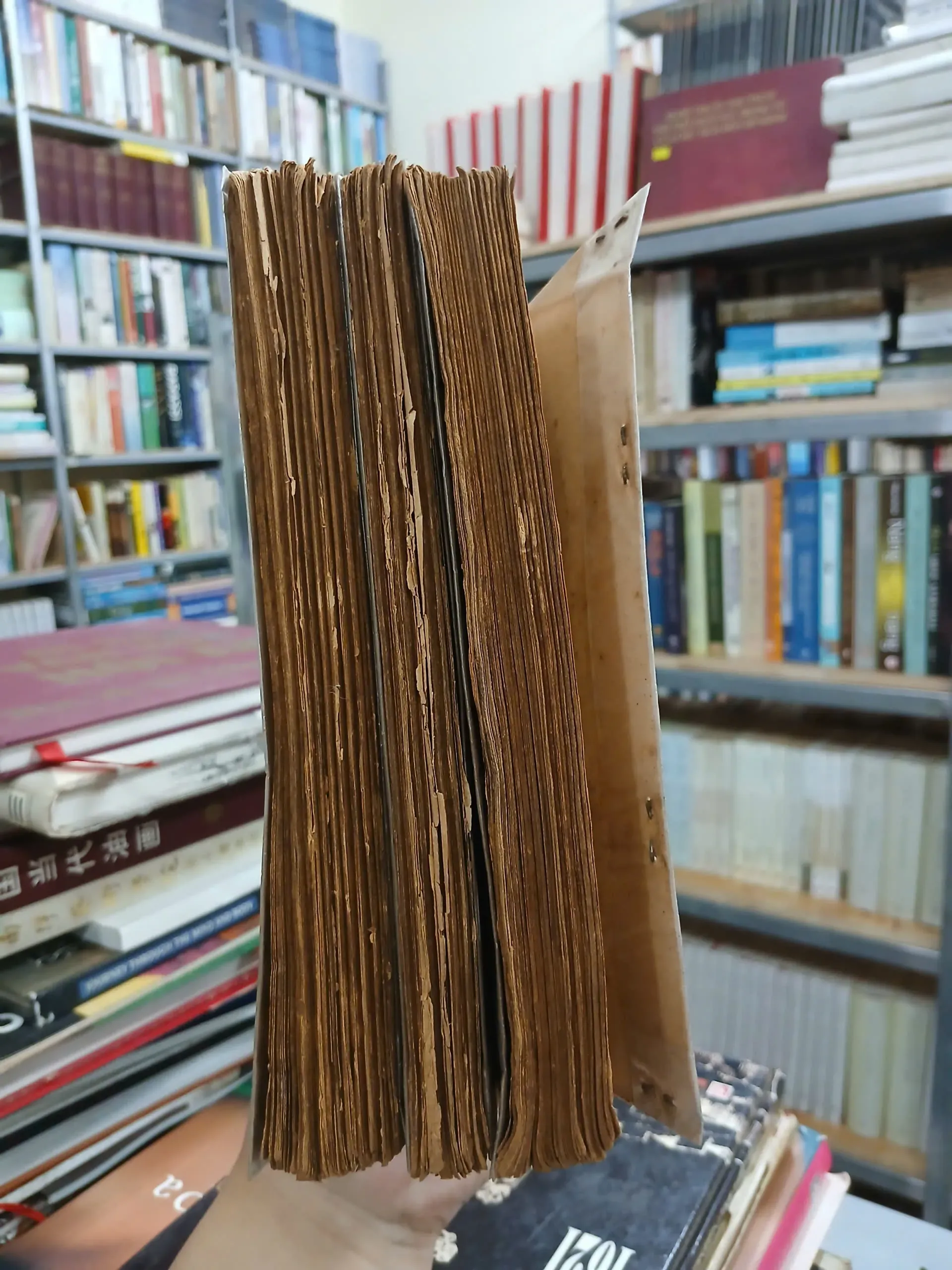 HỒNG KÔNG THUỞ ẤY (TRỌN BỘ 3 TẬP) - GIÊM CLÊVƠN 597703